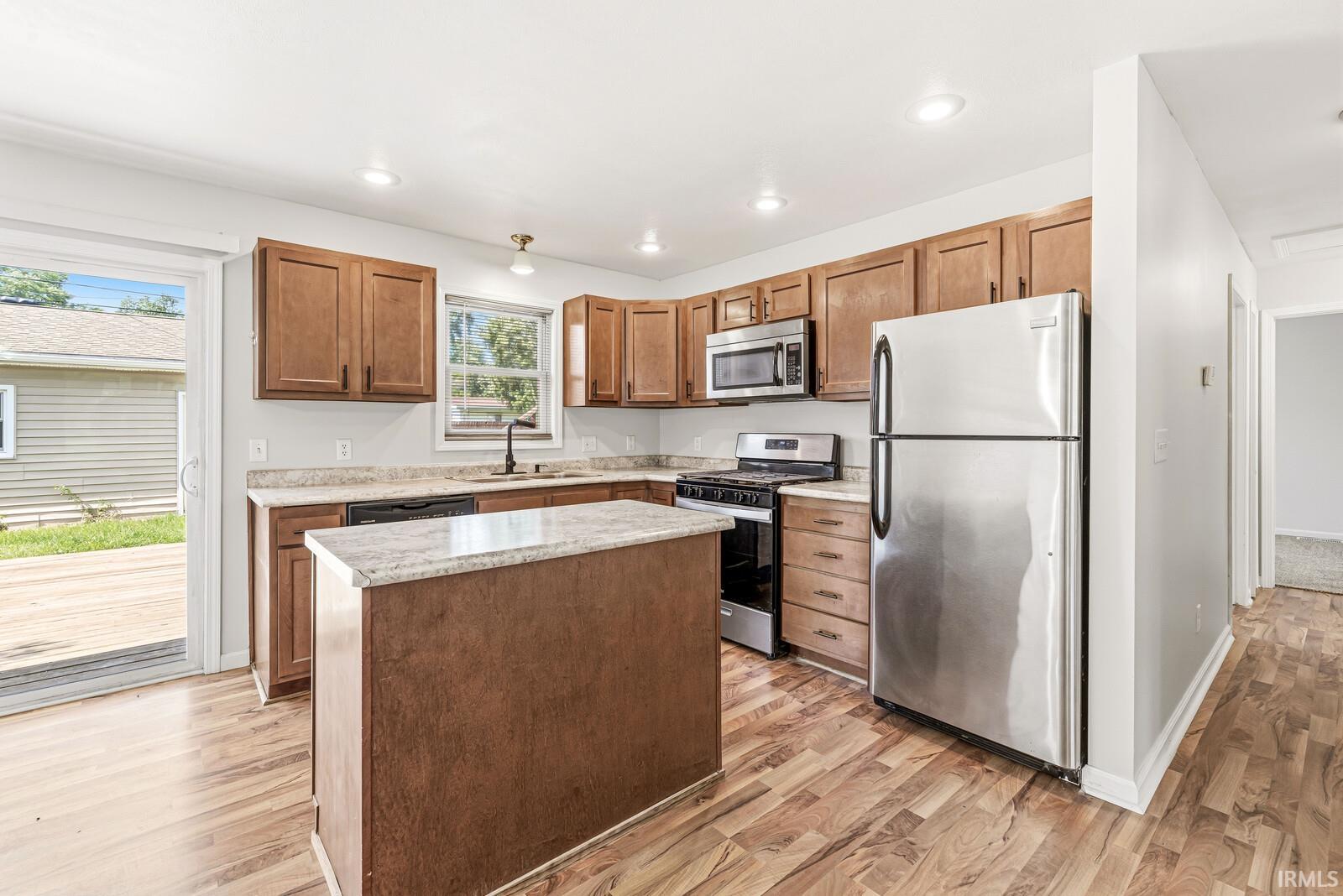3229 Kent Lane