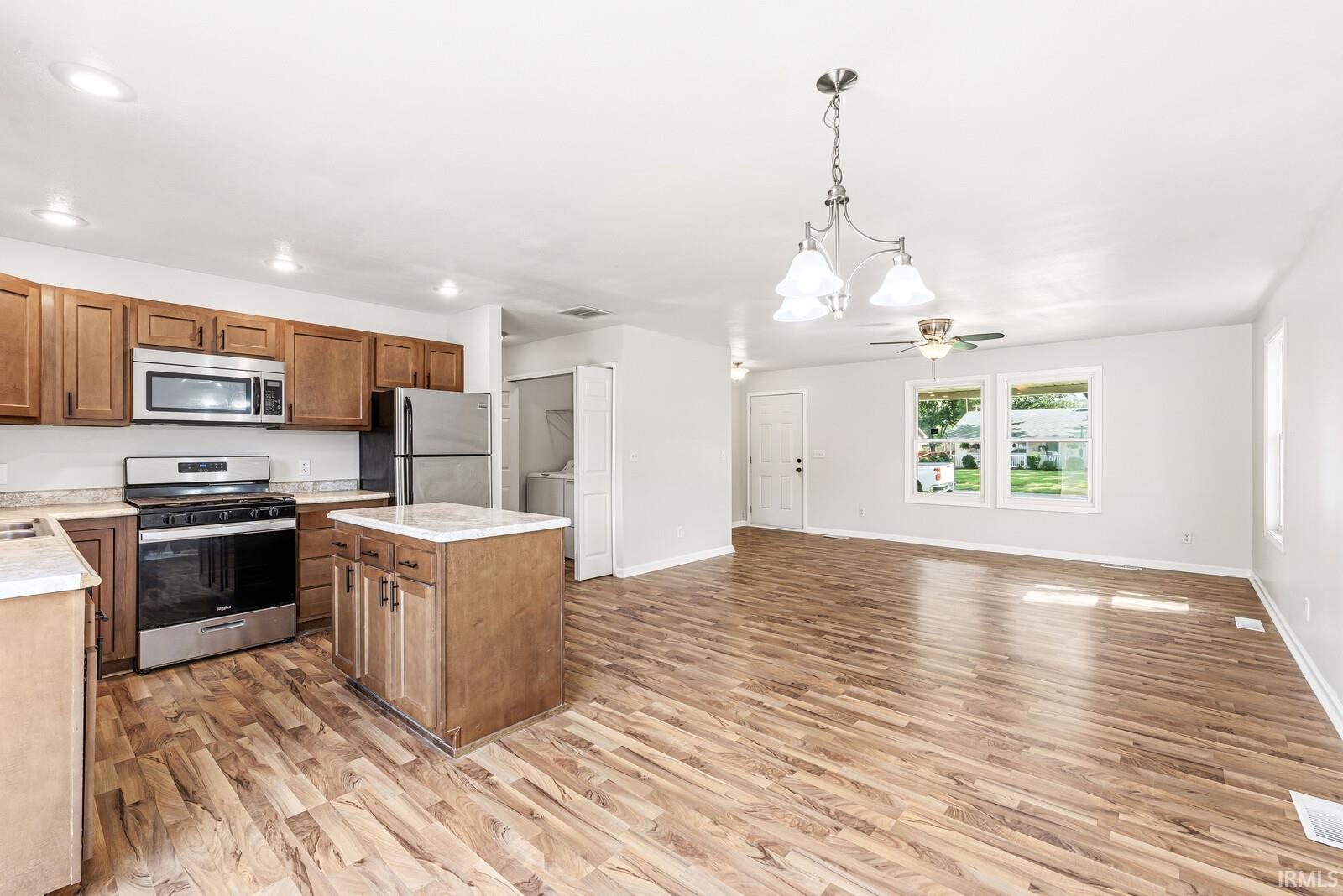3229 Kent Lane
