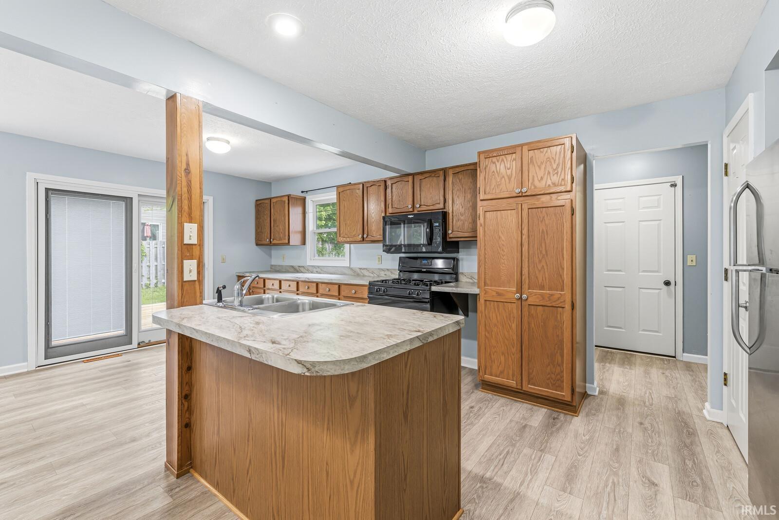 4205 Foxfire Drive