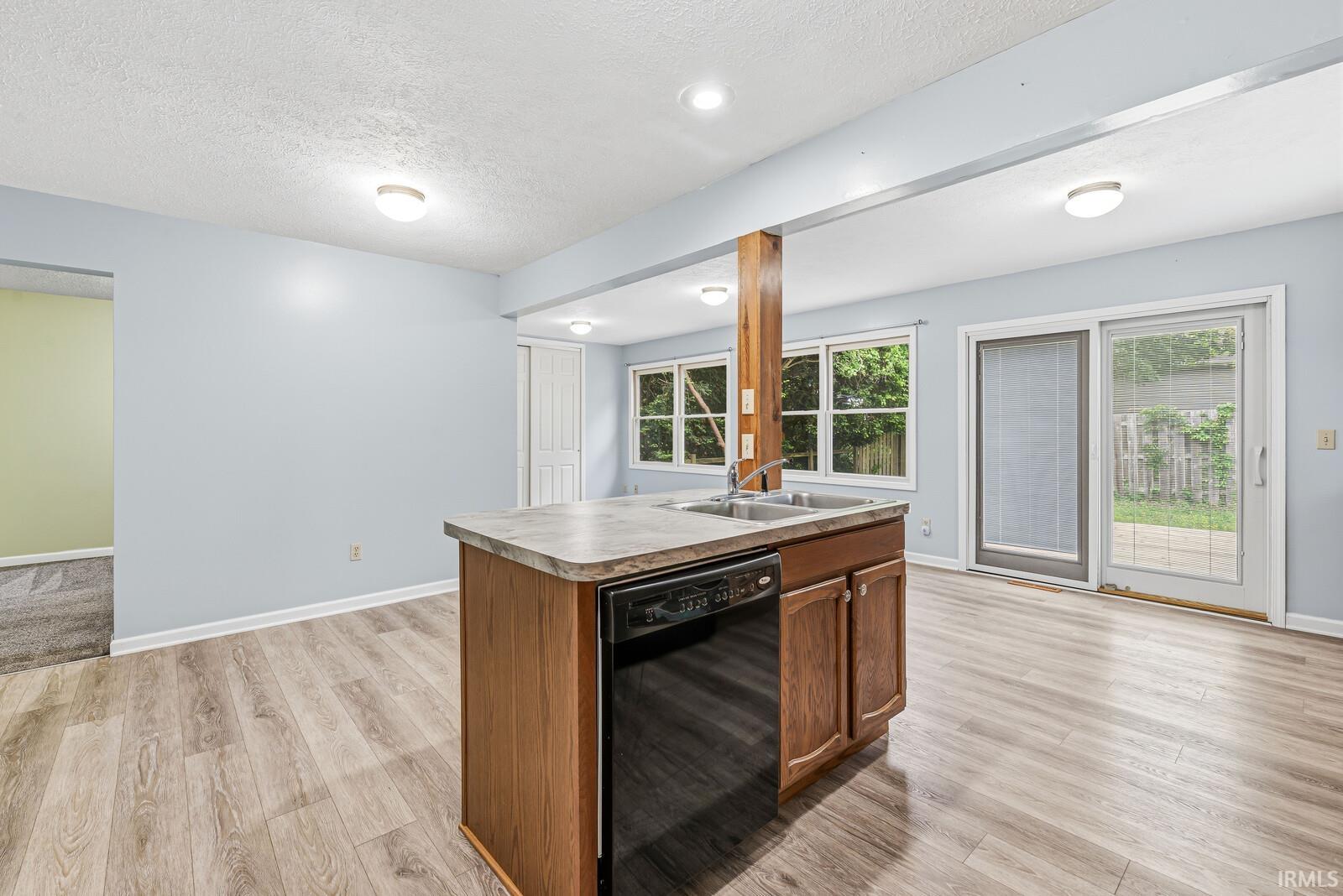 4205 Foxfire Drive