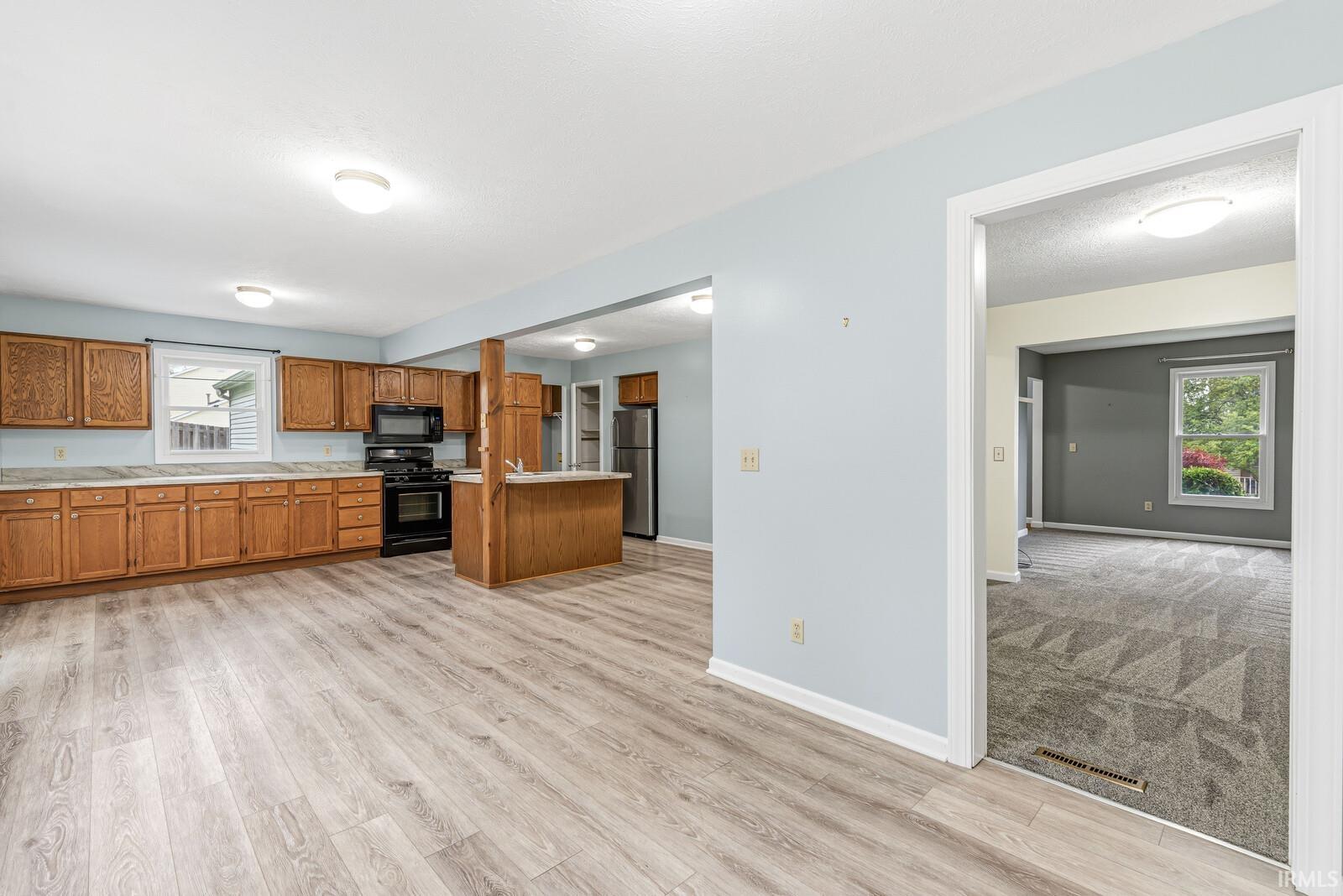 4205 Foxfire Drive