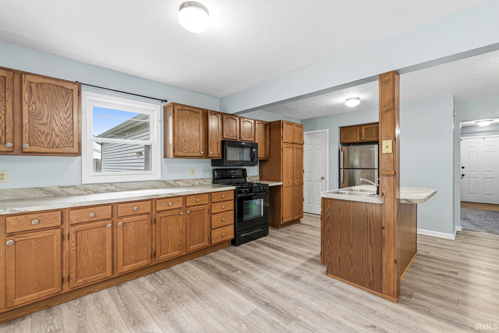 4205 Foxfire Drive