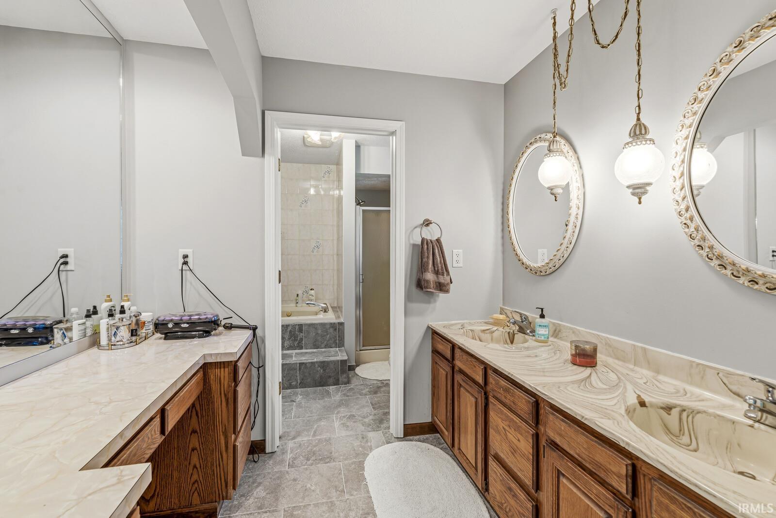 59965 Valley View Trail