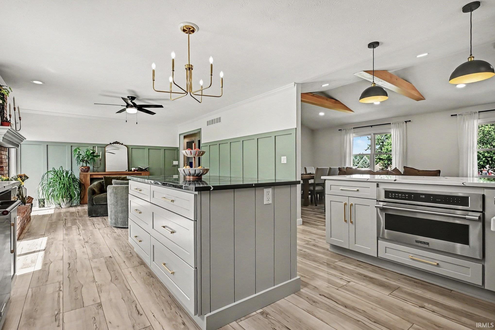 59789 Settlers Trail