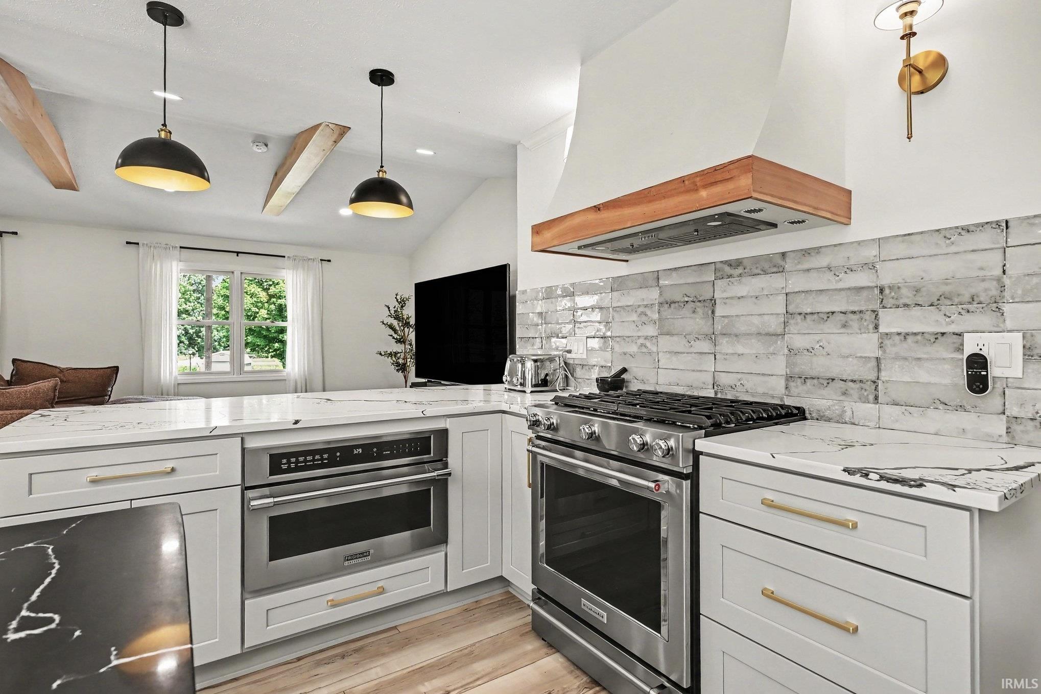 59789 Settlers Trail