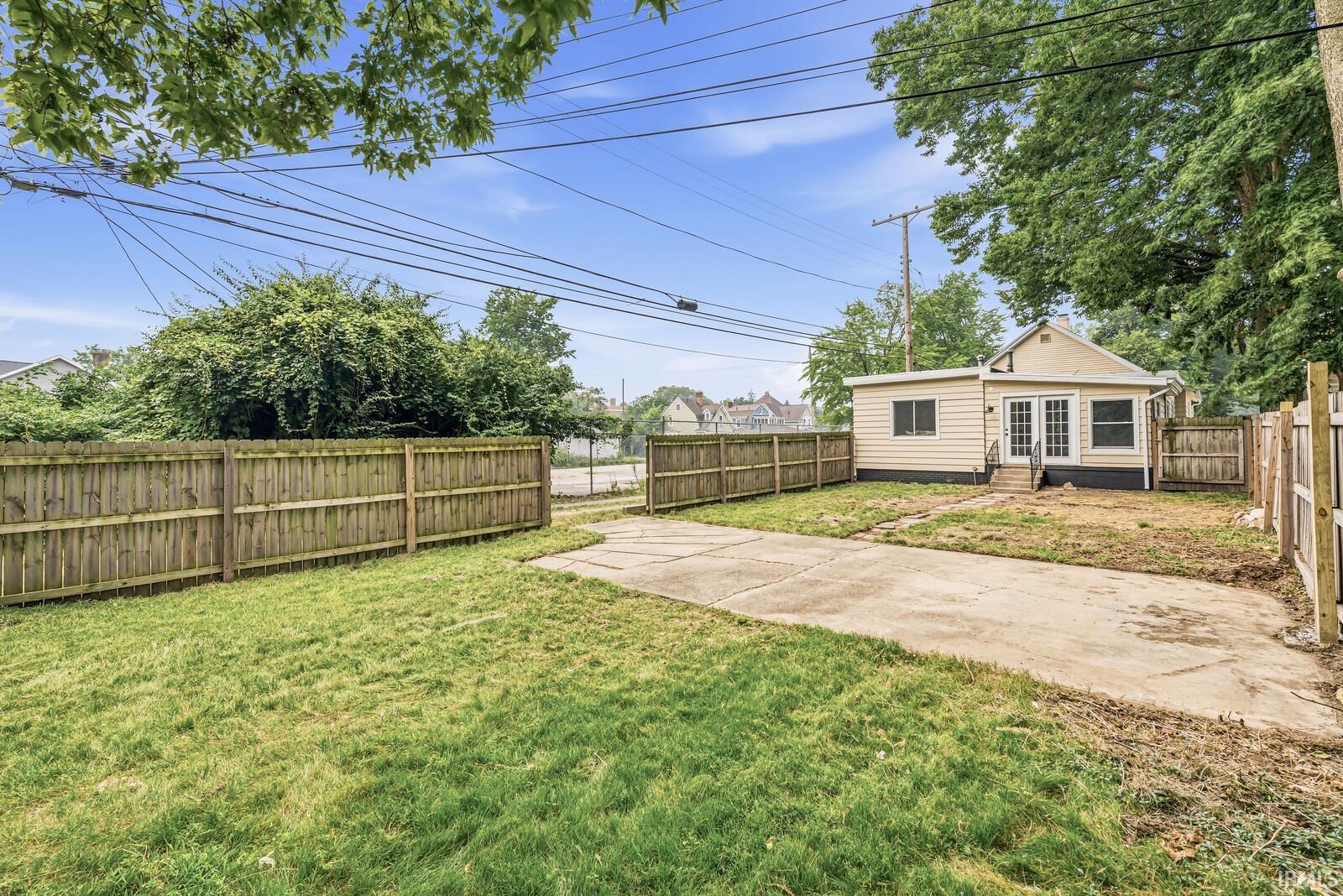 120 N Frances Street