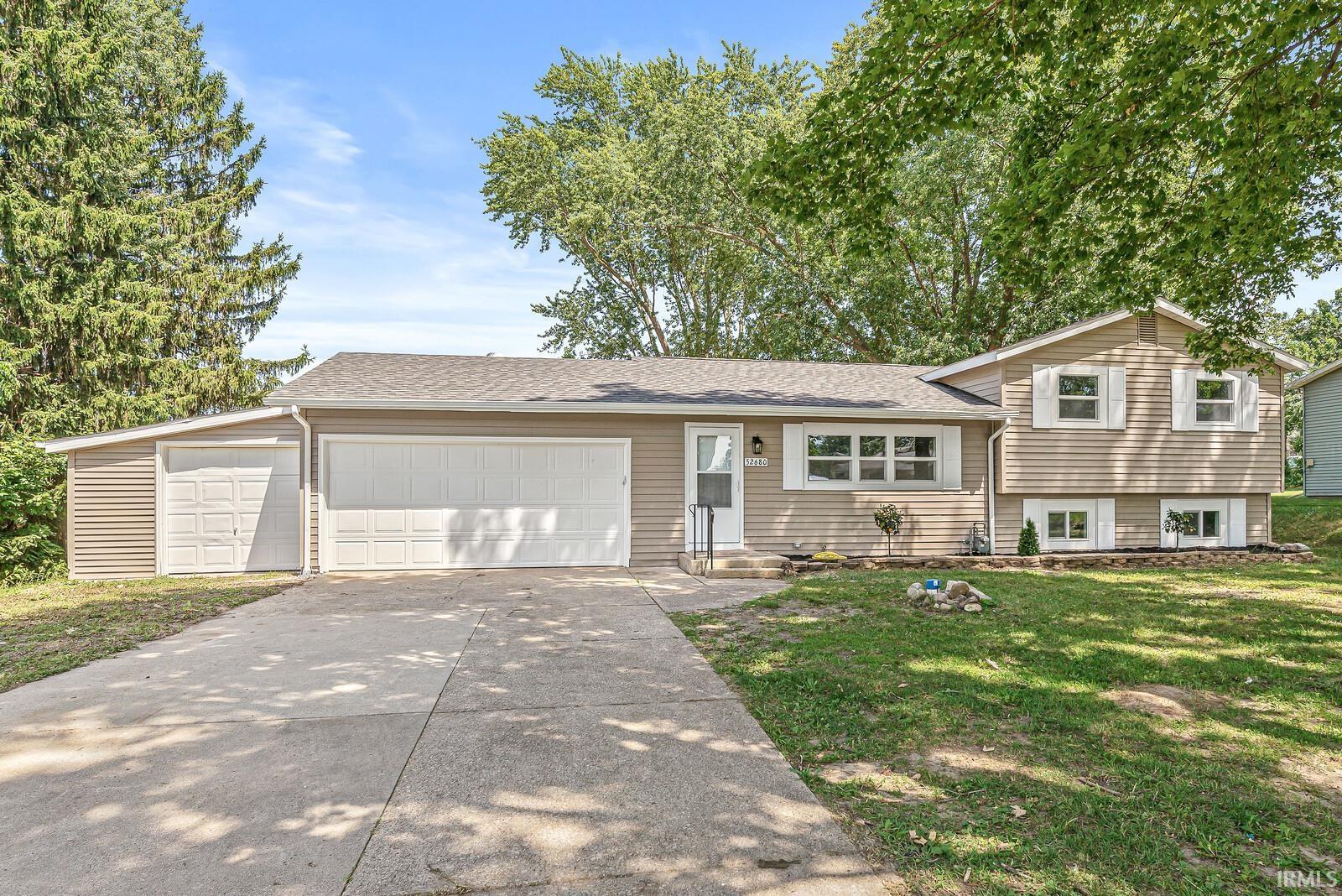 52680 Walsingham Lane