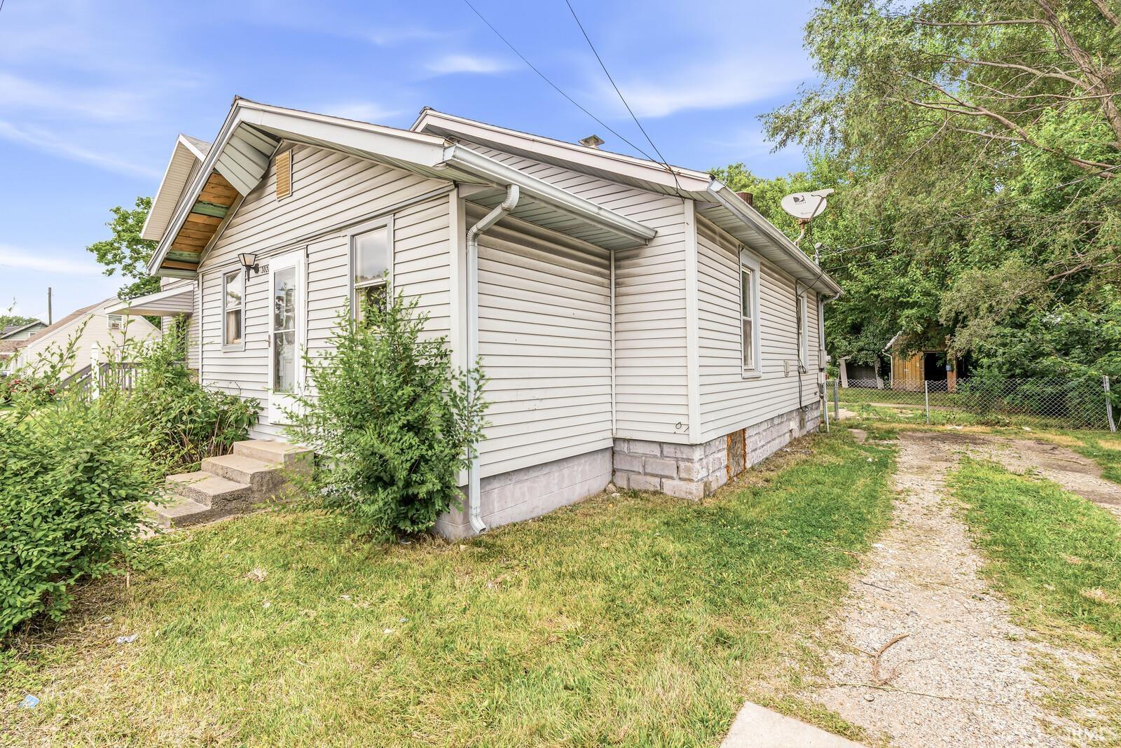 3028 S Main Street