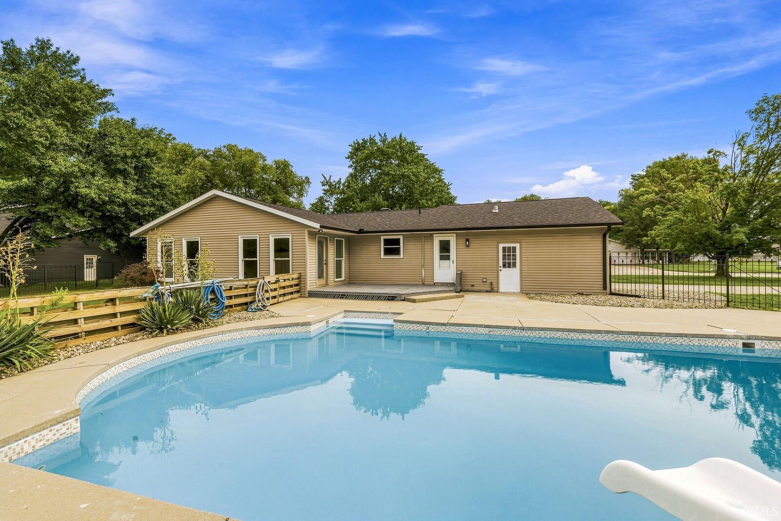 3006 Marshwood Road