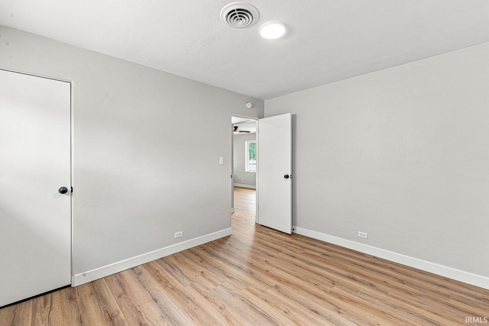 102 S Greenlawn Avenue