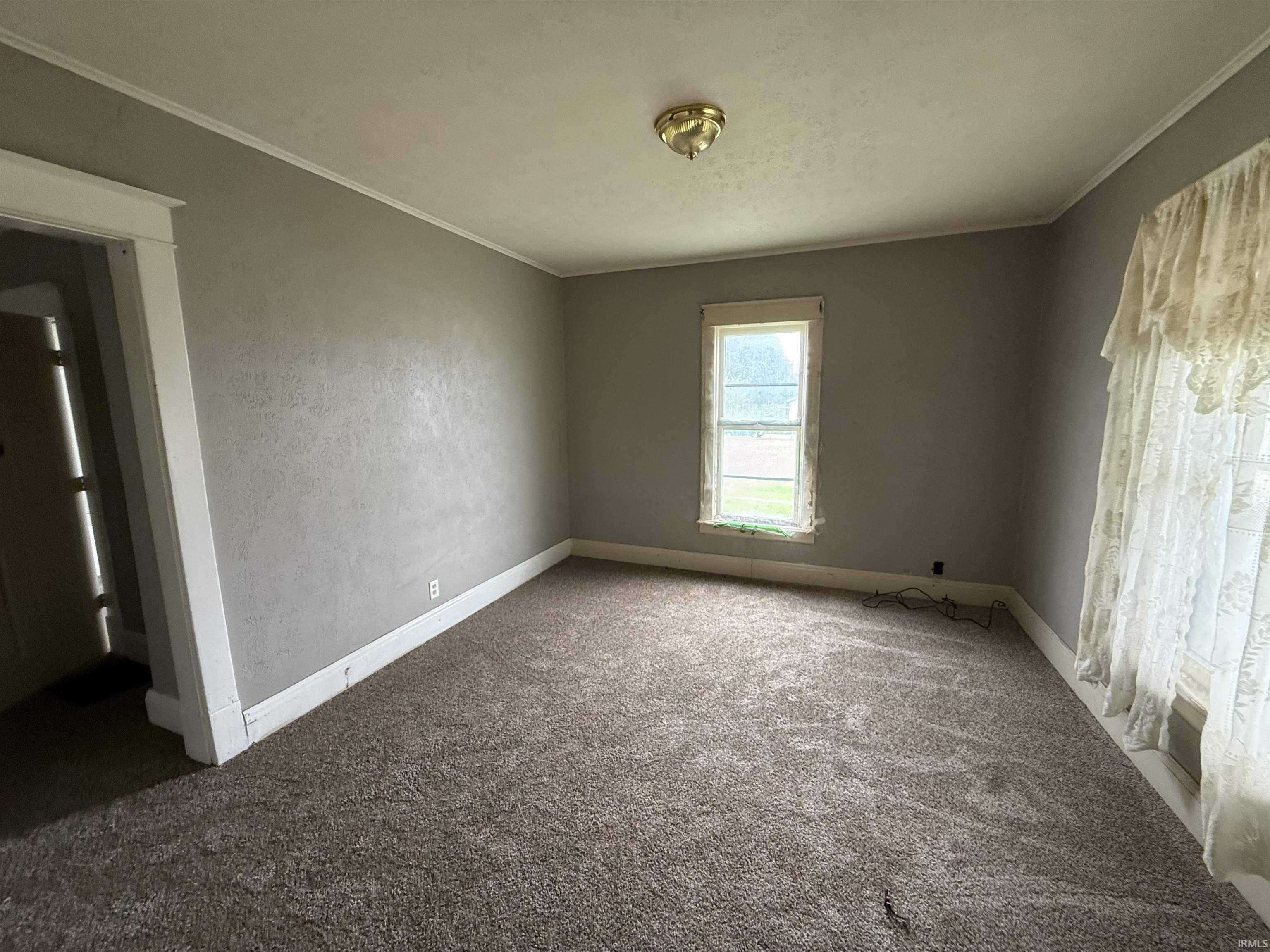 311 W Ewing Avenue
