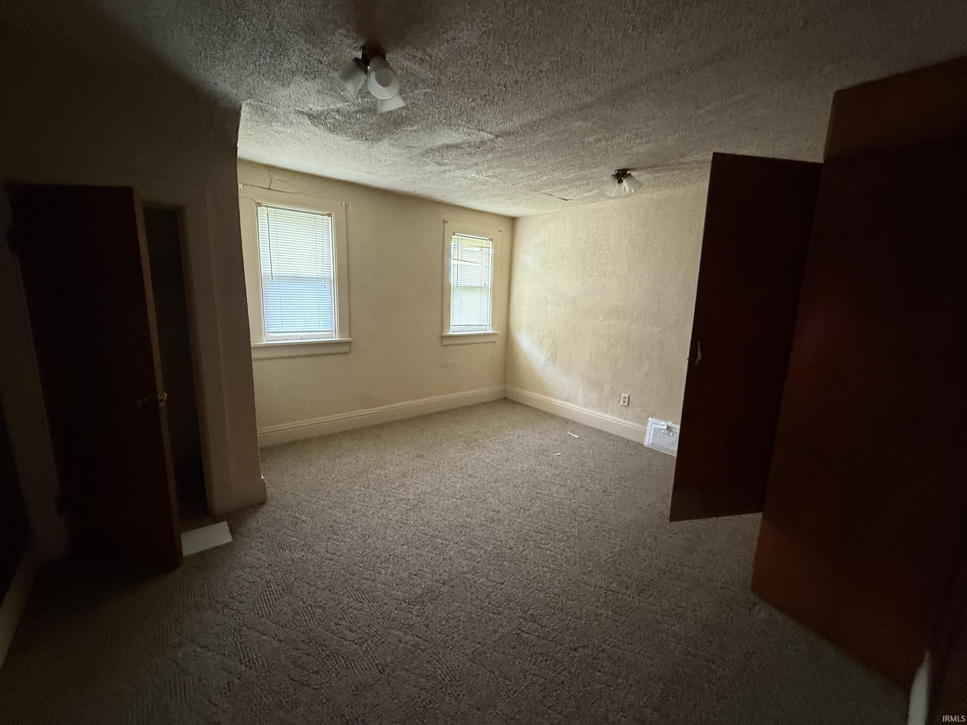 311 W Ewing Avenue