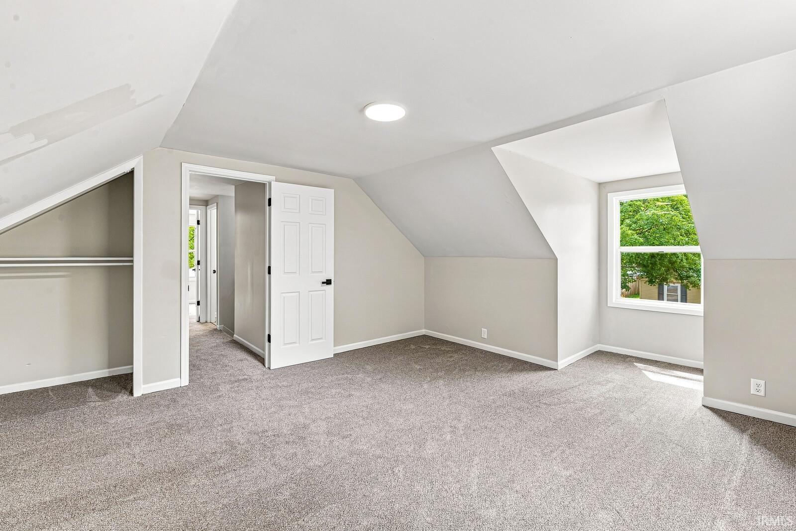 554 Ivy Court
