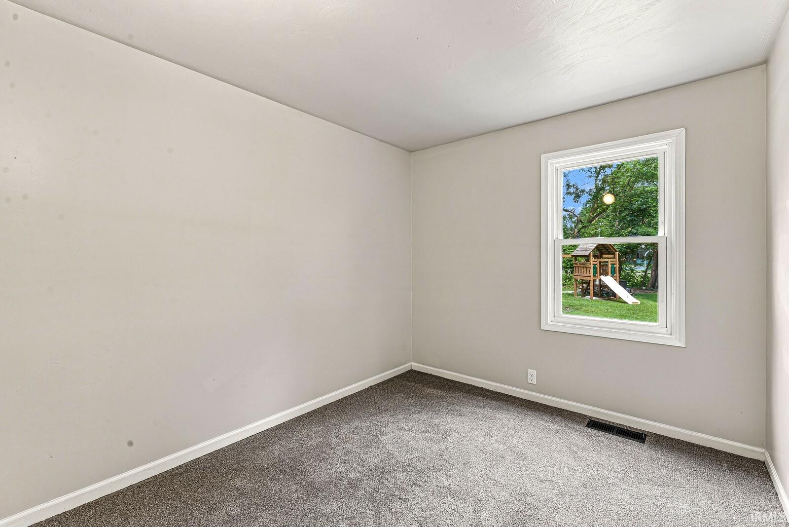 554 Ivy Court
