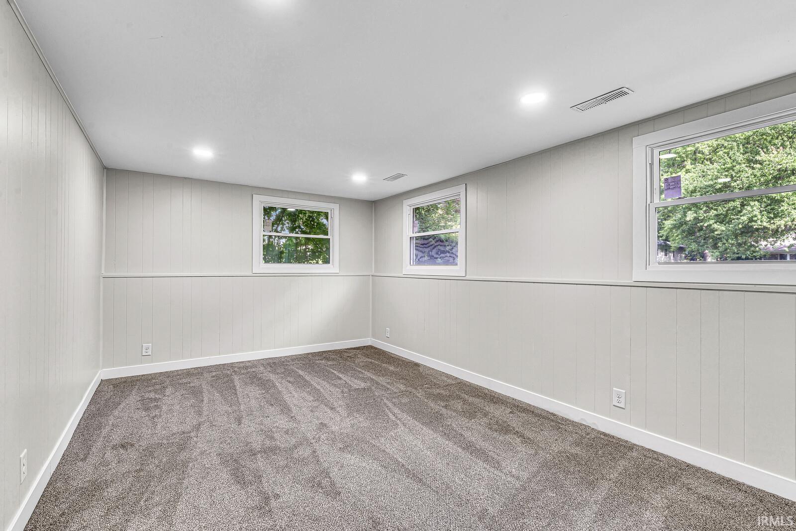 1356 Hampshire Drive