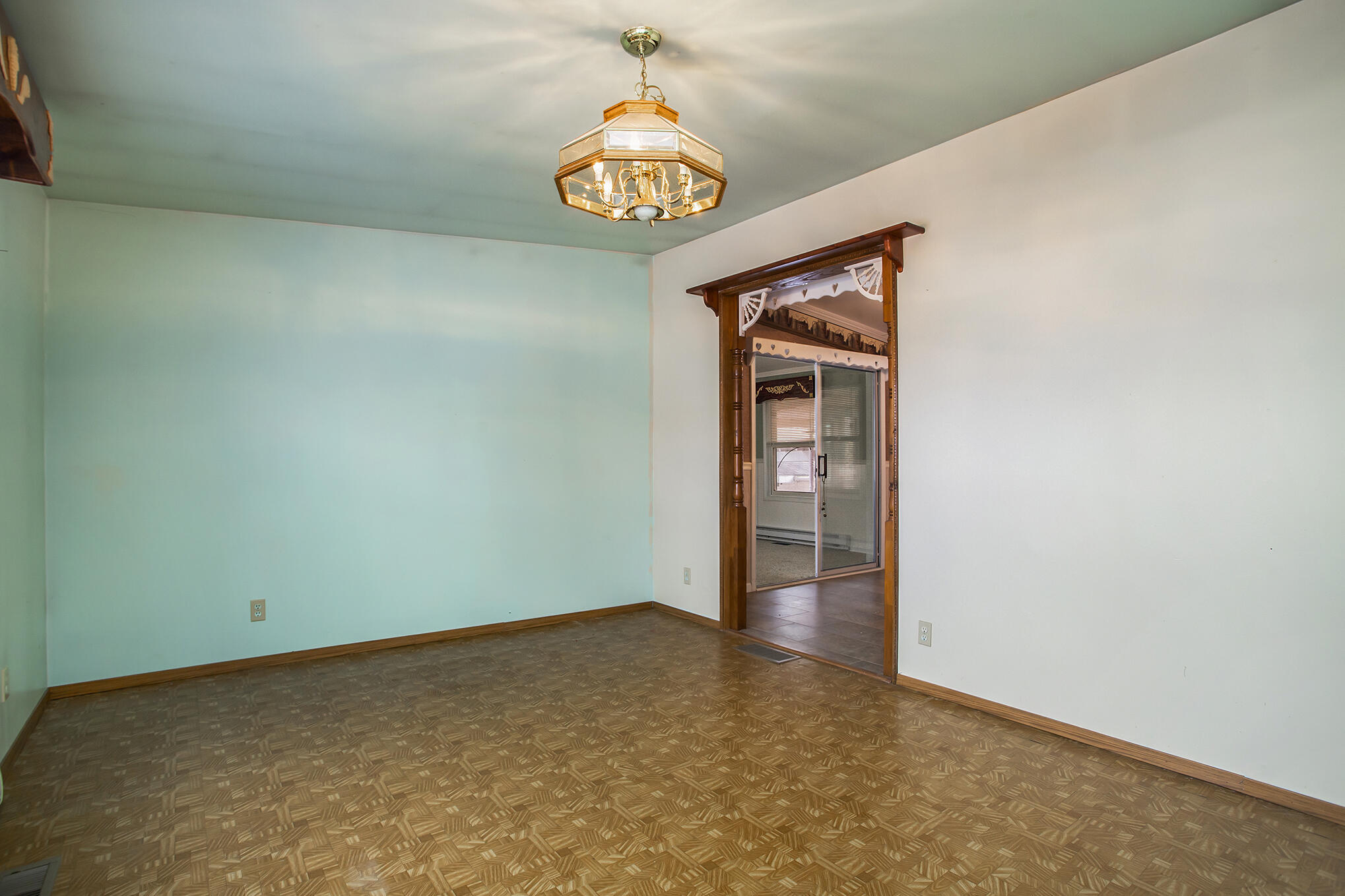 6628 Warren Woods Road