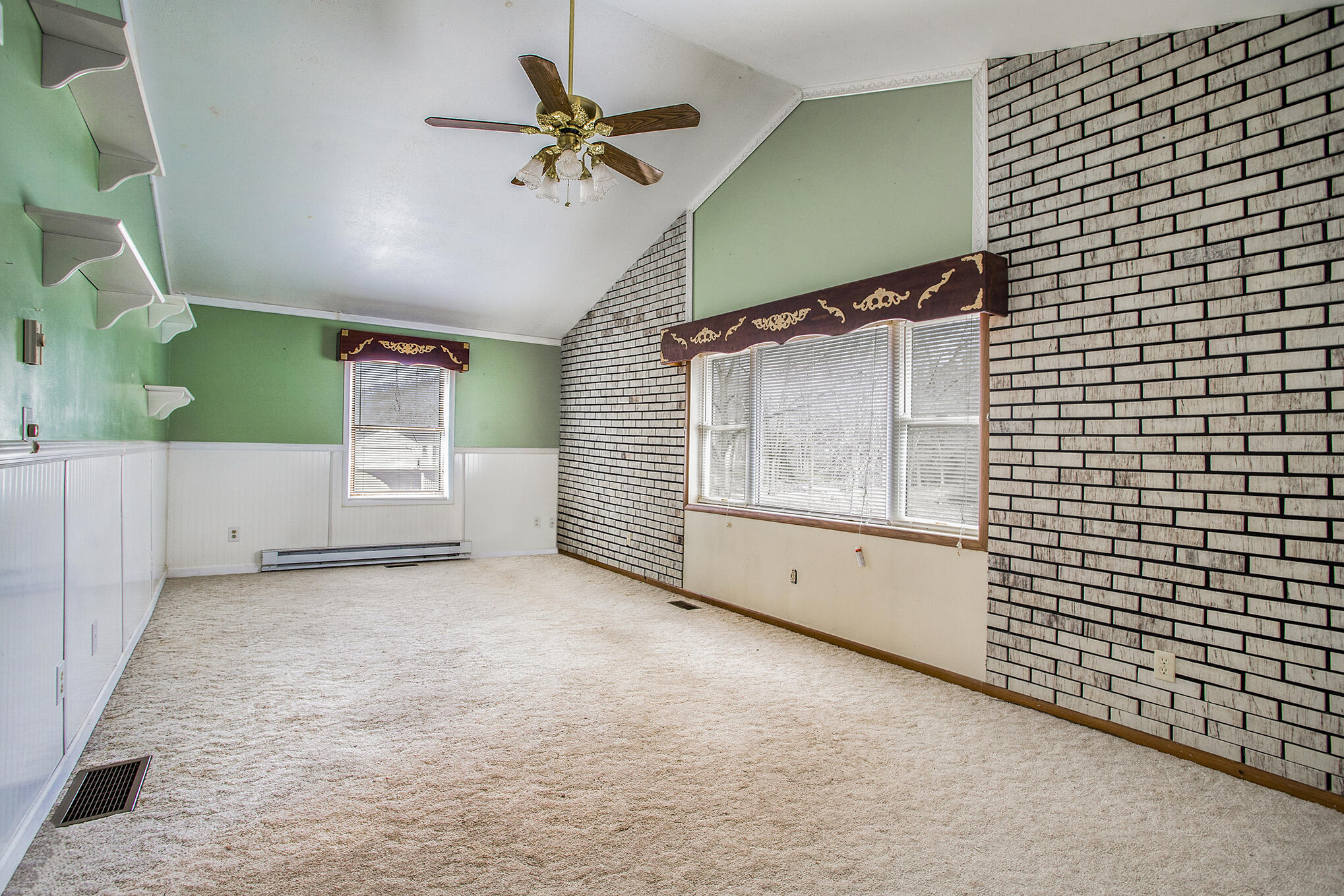 6628 Warren Woods Road