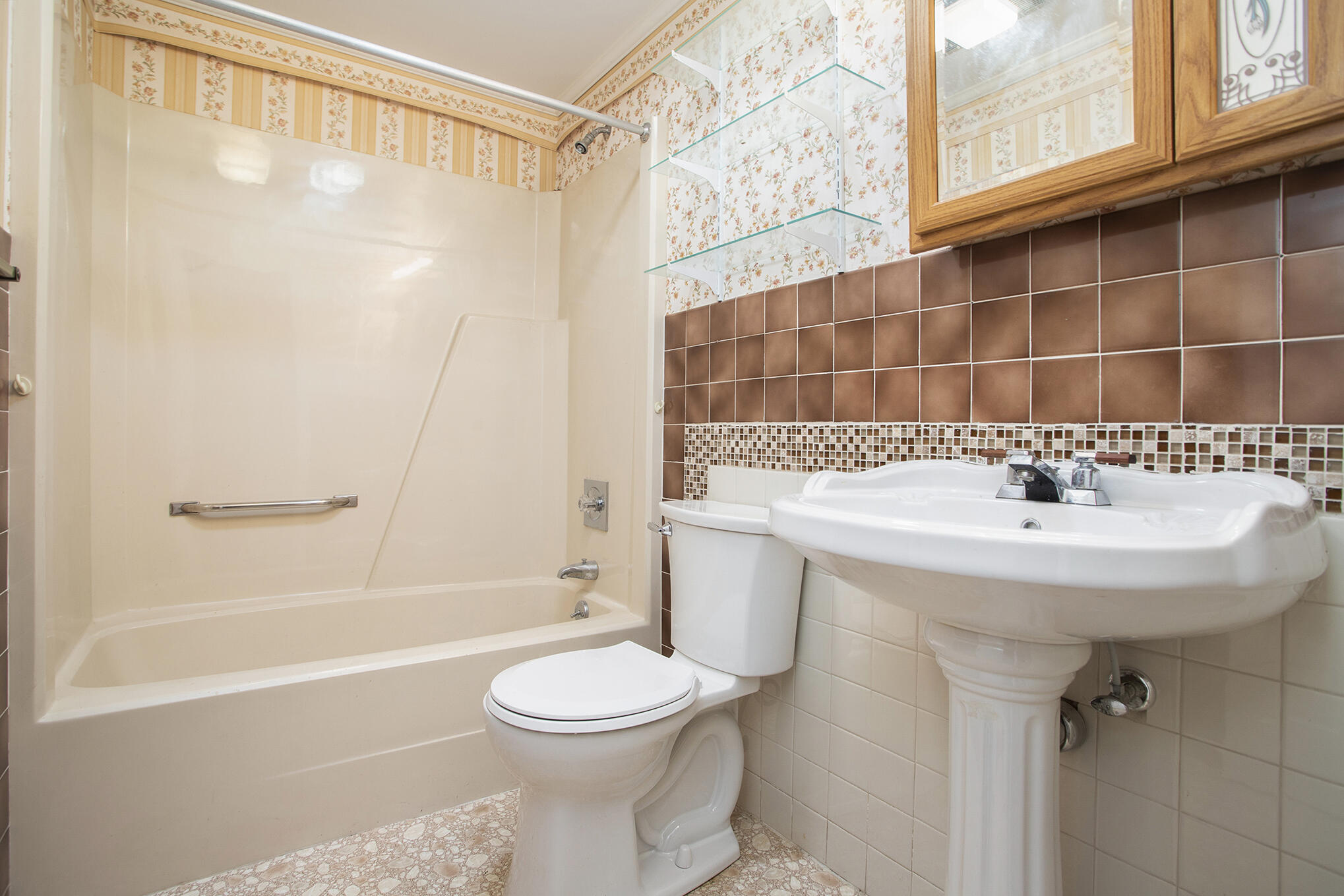 6628 Warren Woods Road