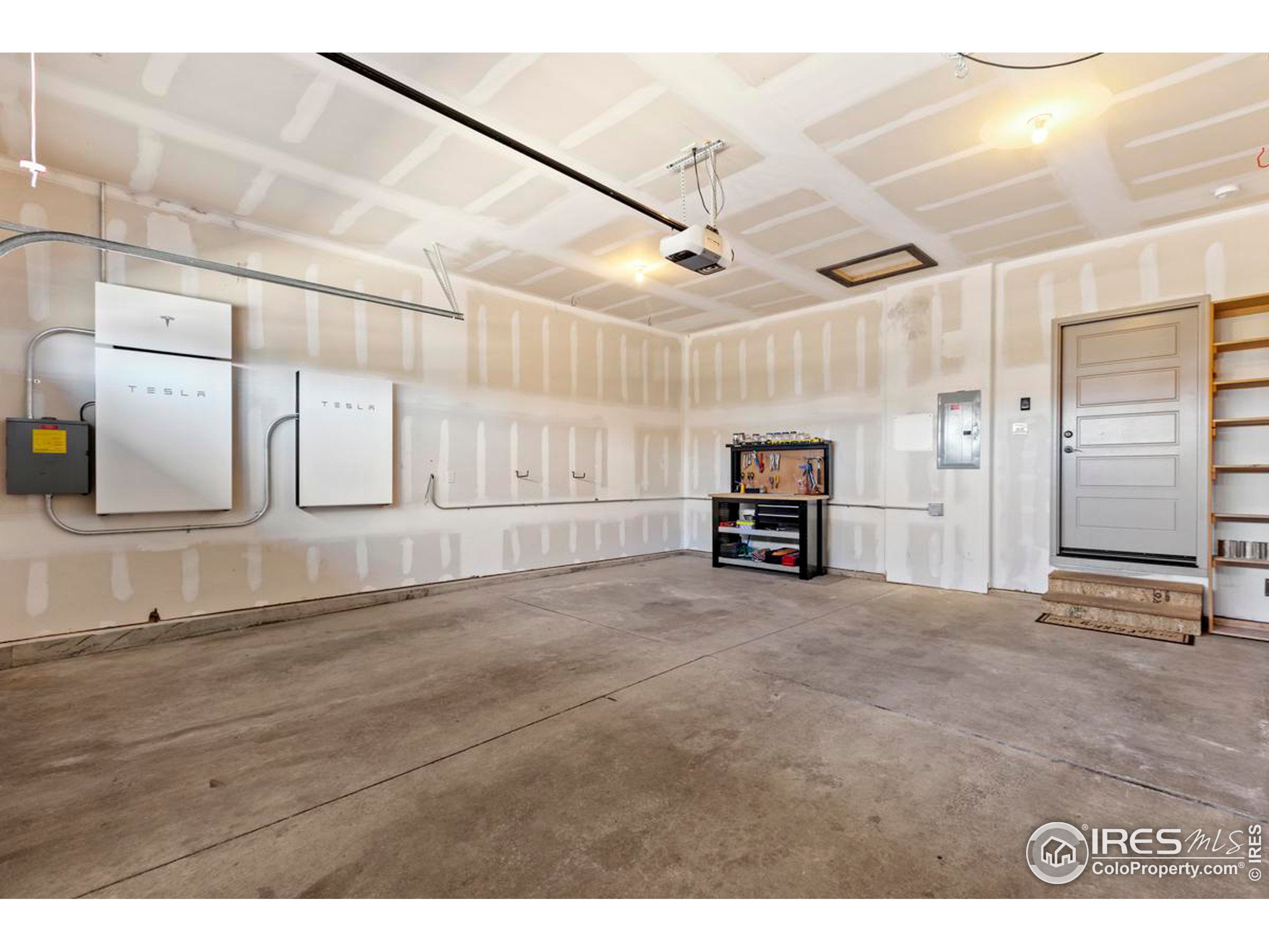 3948 Avenida del Sol Dr