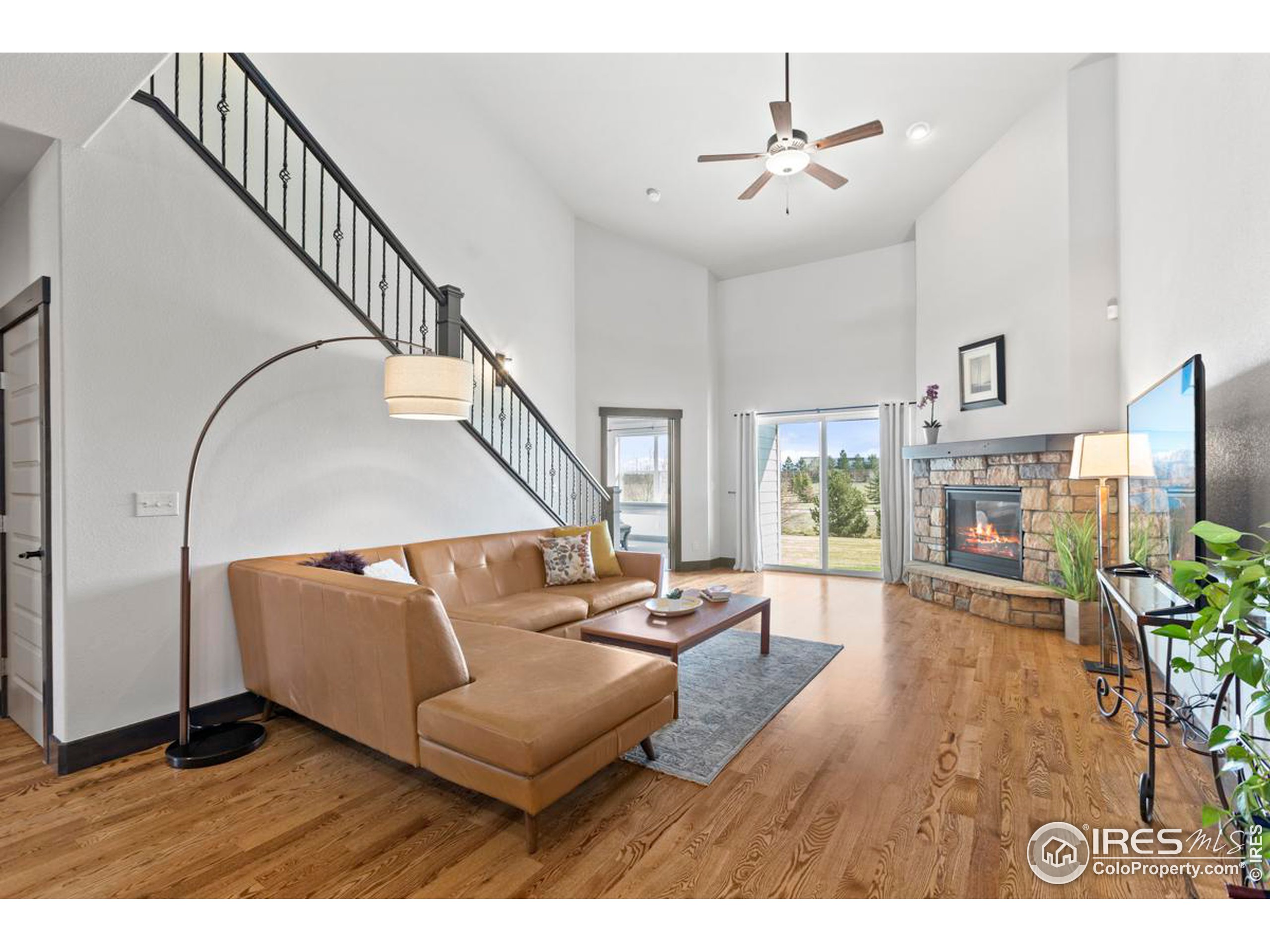 3948 Avenida del Sol Dr