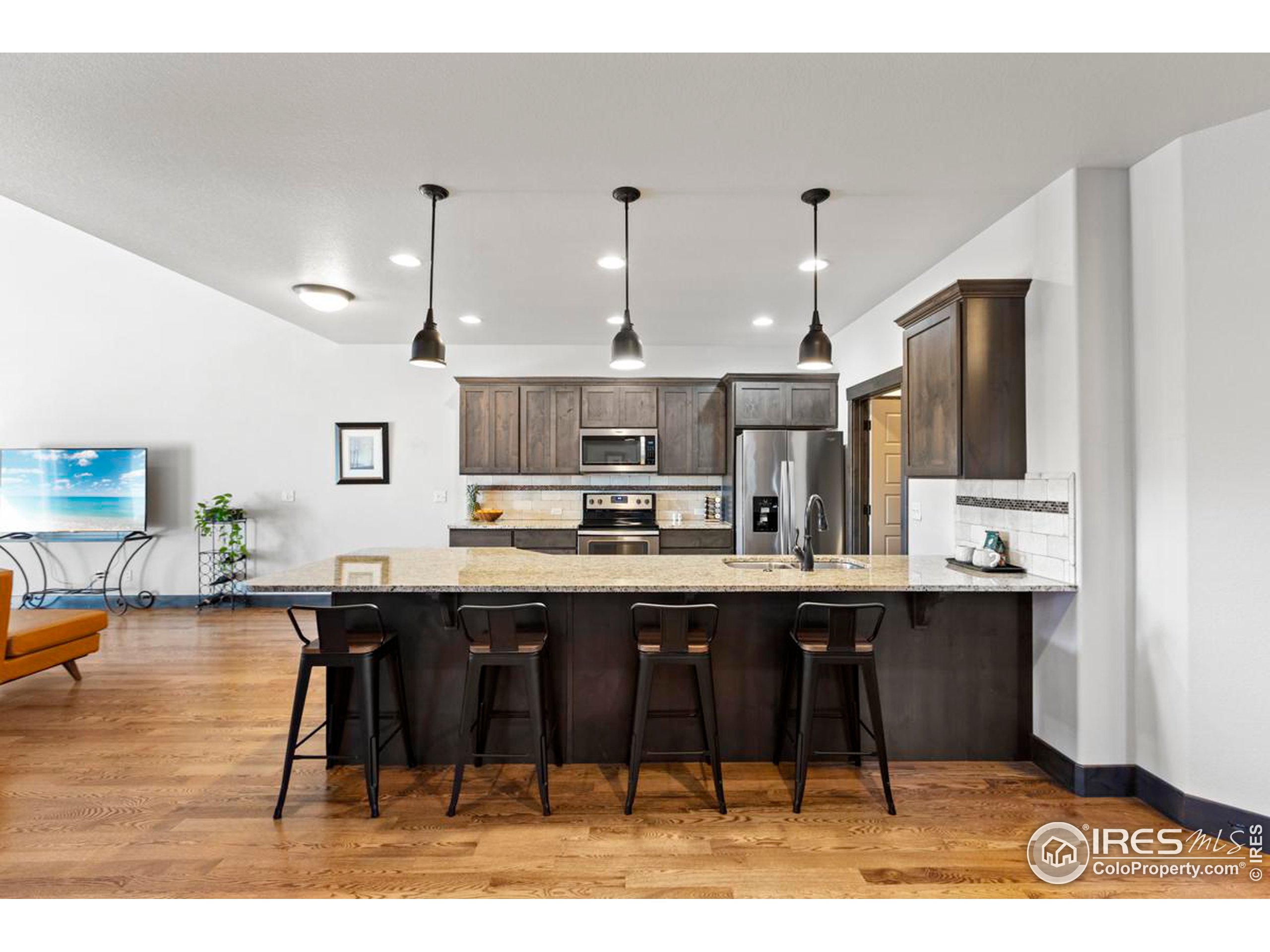 3948 Avenida del Sol Dr