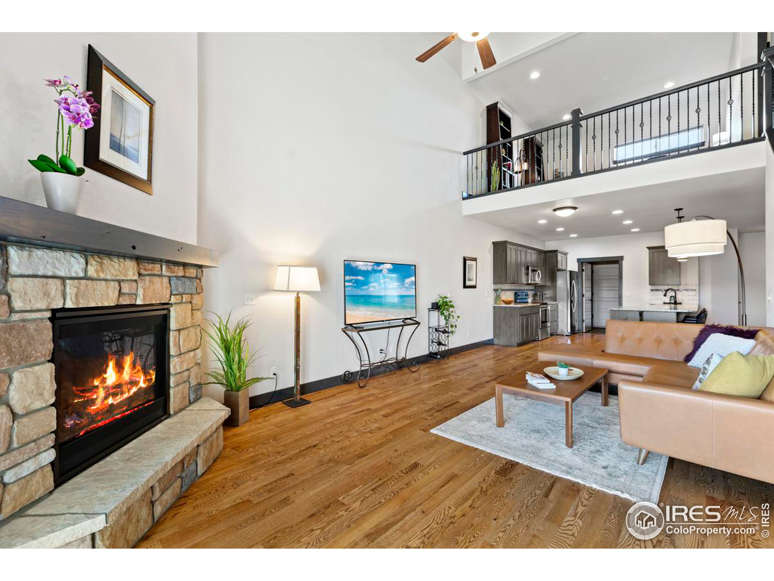 3948 Avenida del Sol Dr