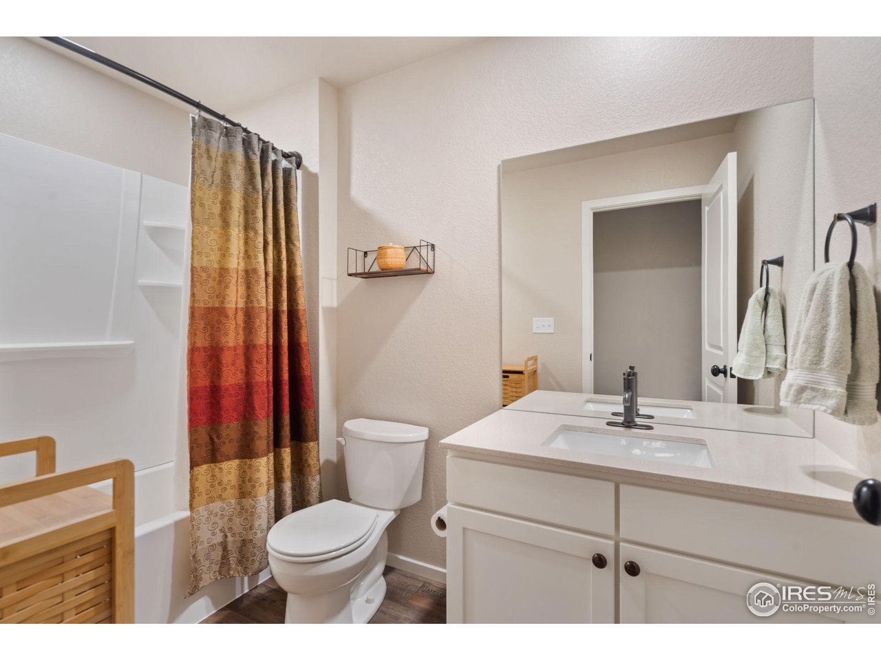 2944 Barnstormer St 6