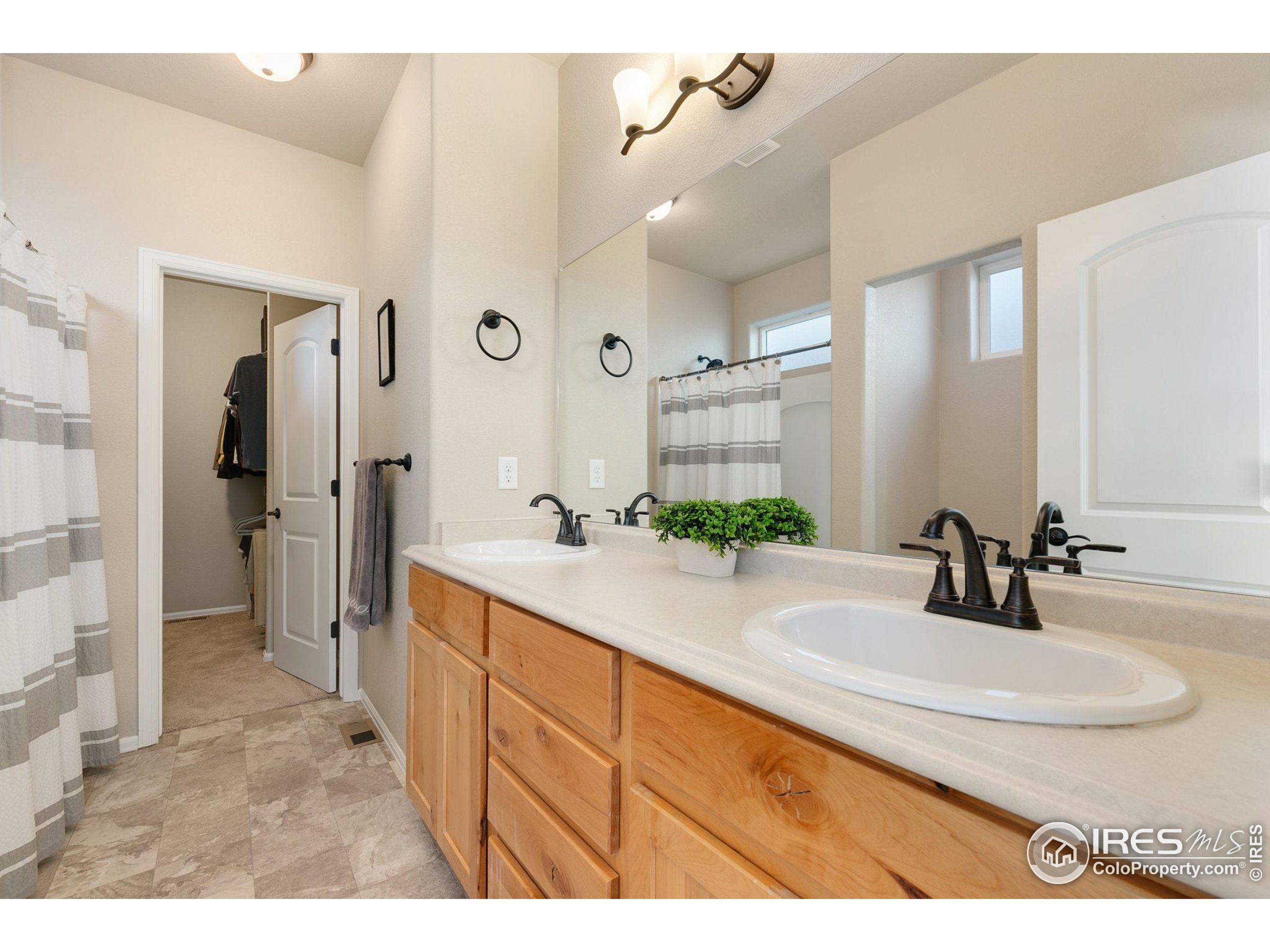 1841 Twilight Glow Dr