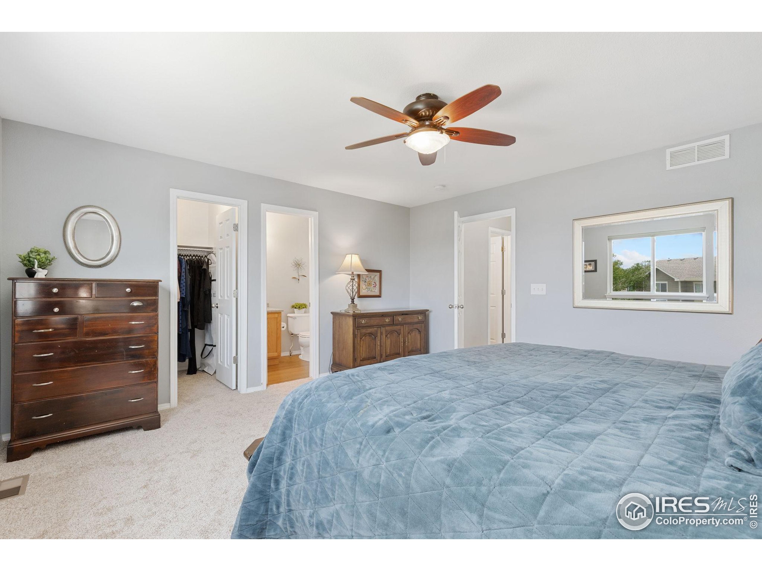 2122 Redhead Dr