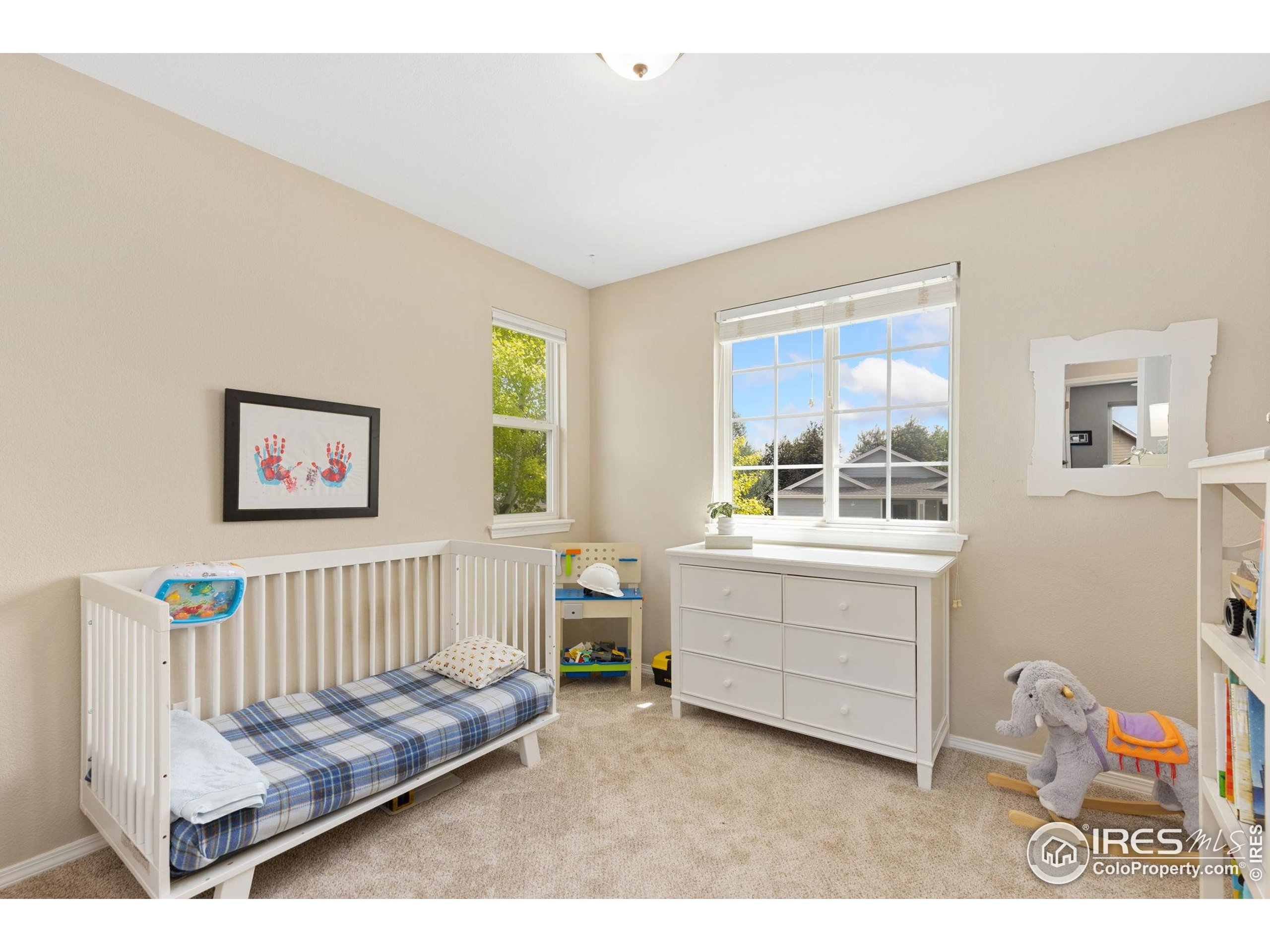 2122 Redhead Dr