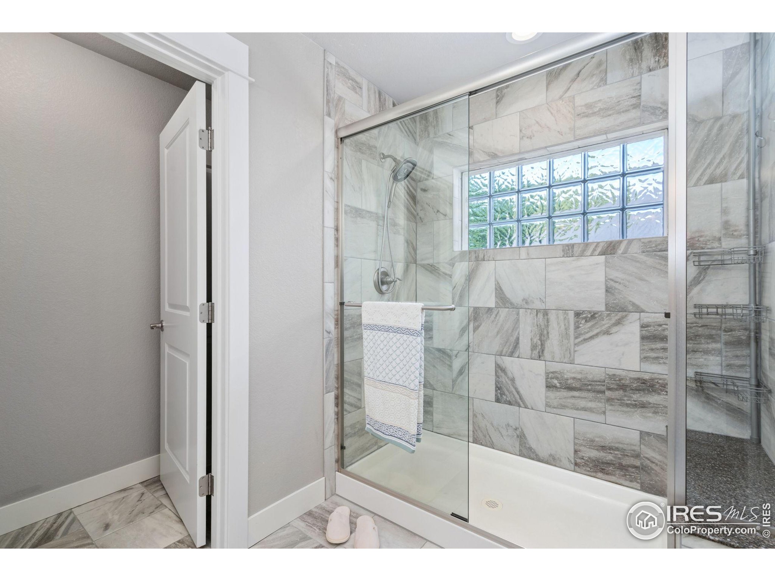 2721 Treasure Cove Rd