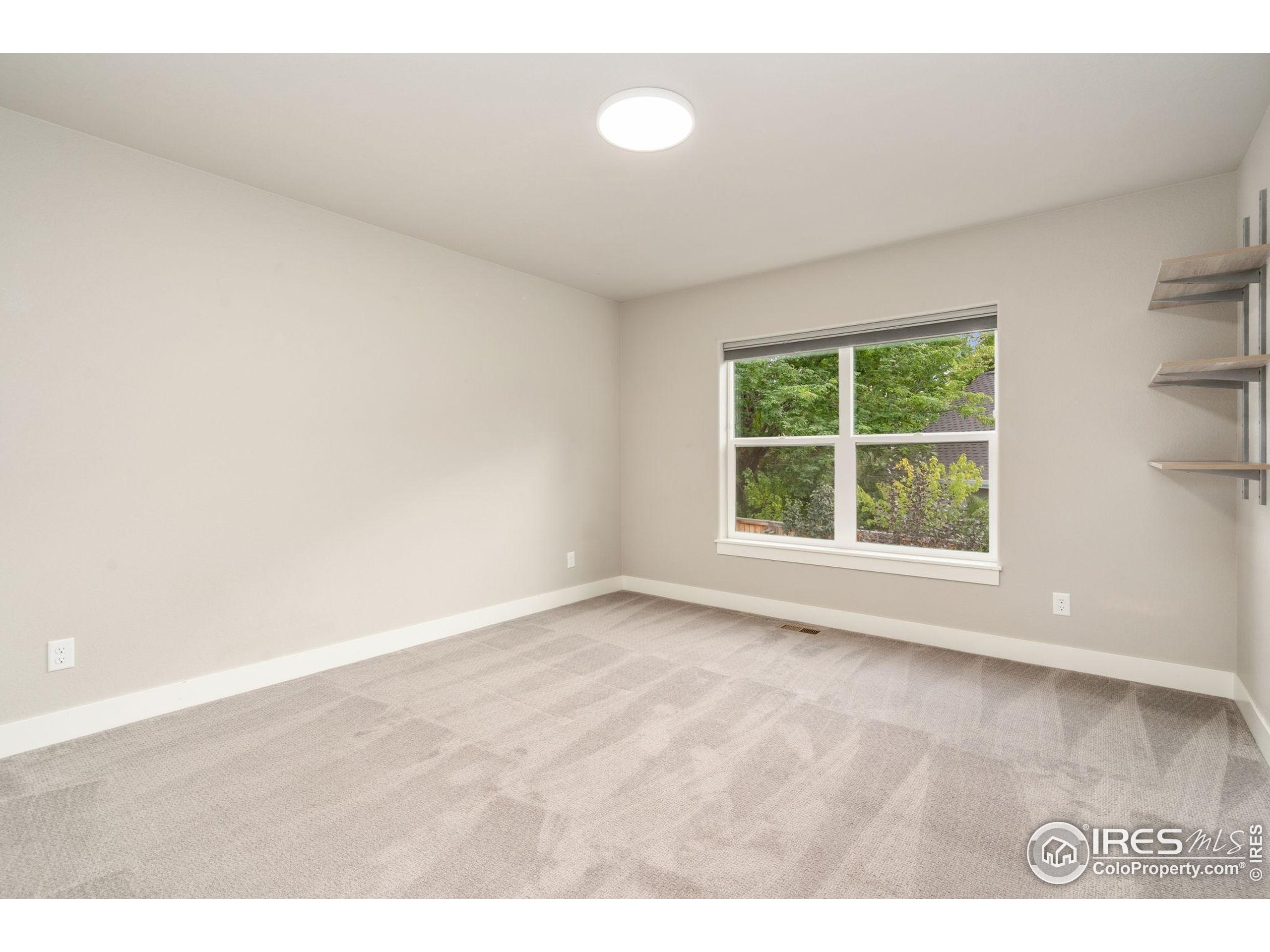 2721 Treasure Cove Rd