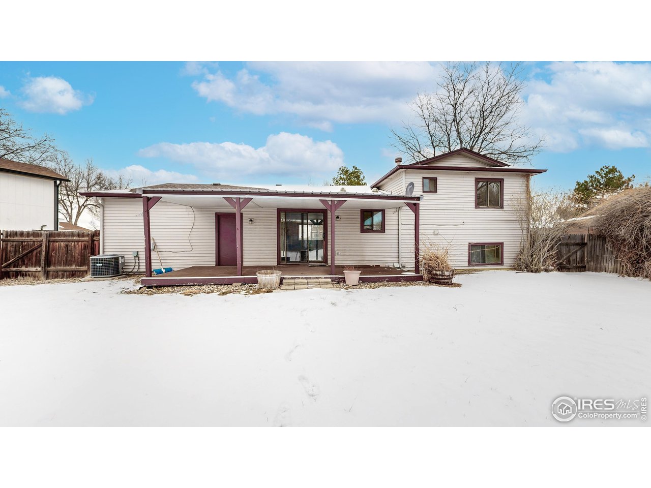 127 Lori Dr