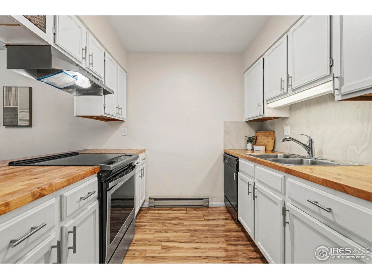 1601 W Swallow Rd 9-B