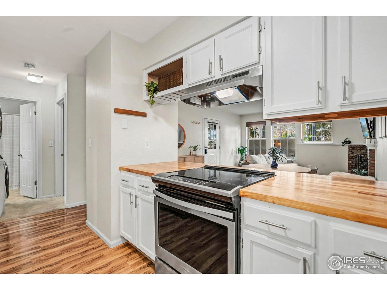 1601 W Swallow Rd 9-B