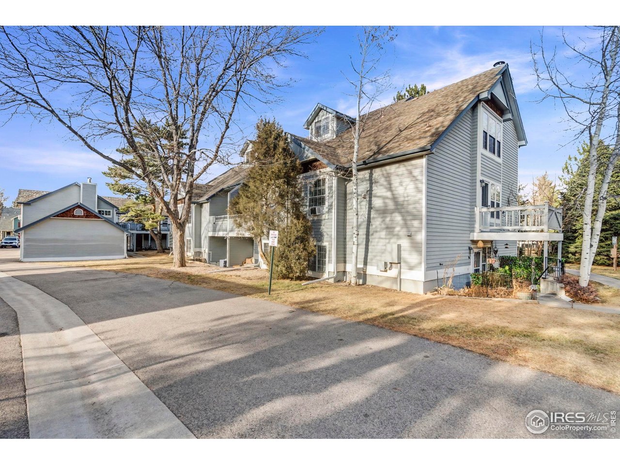 1601 W Swallow Rd 9-B