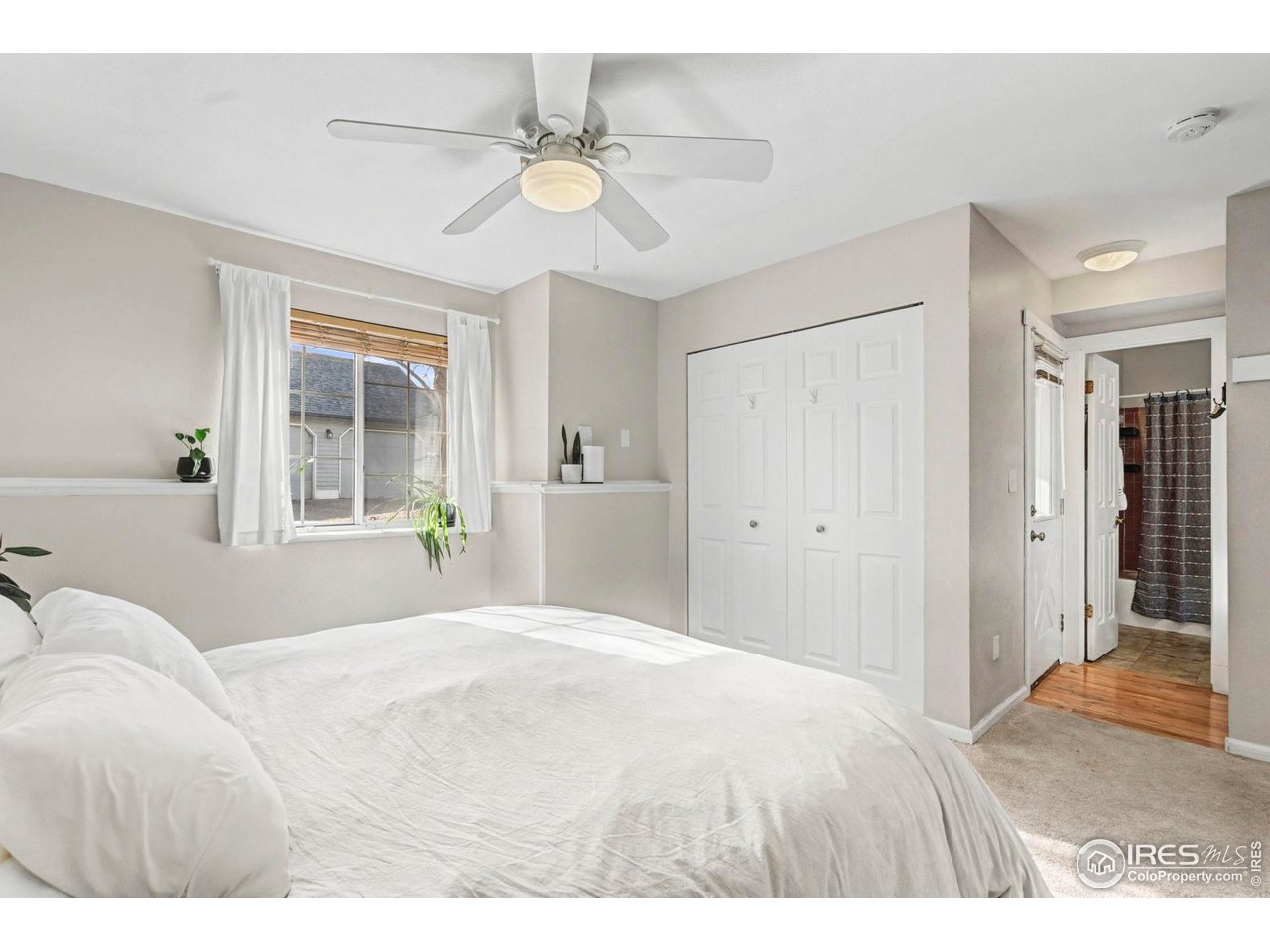 1601 W Swallow Rd 9-B