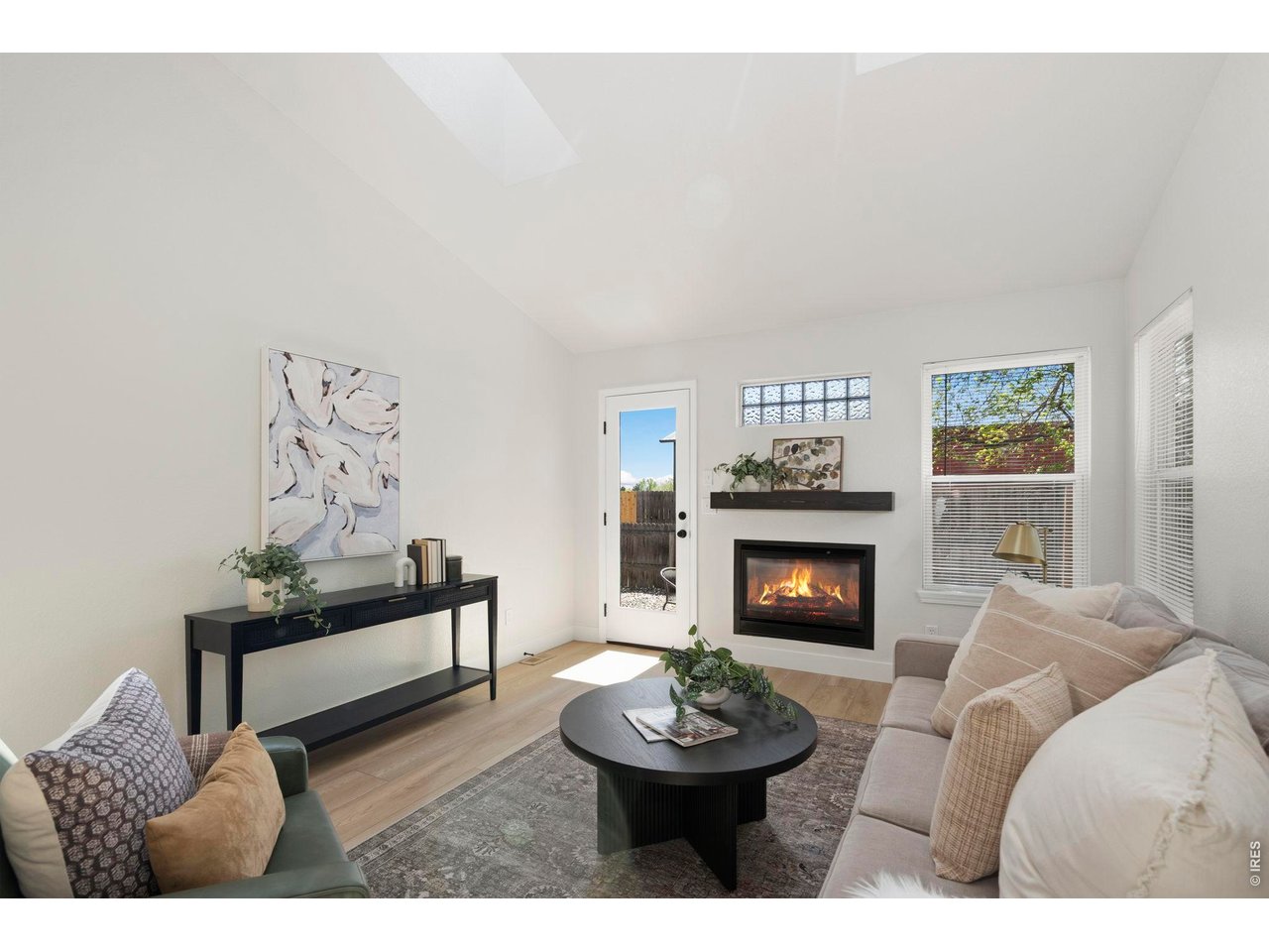 2975 Neil Dr 3