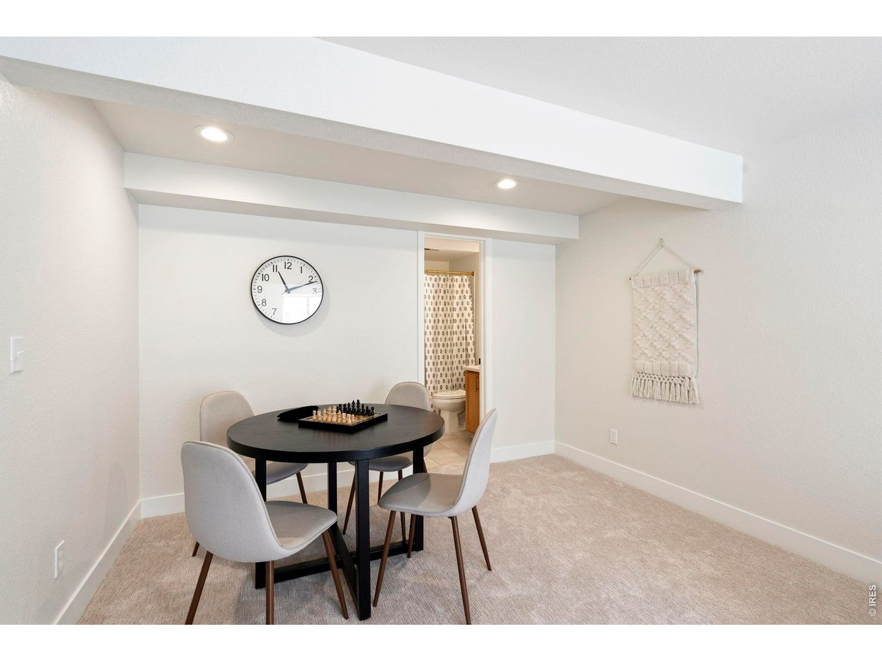 2975 Neil Dr 3
