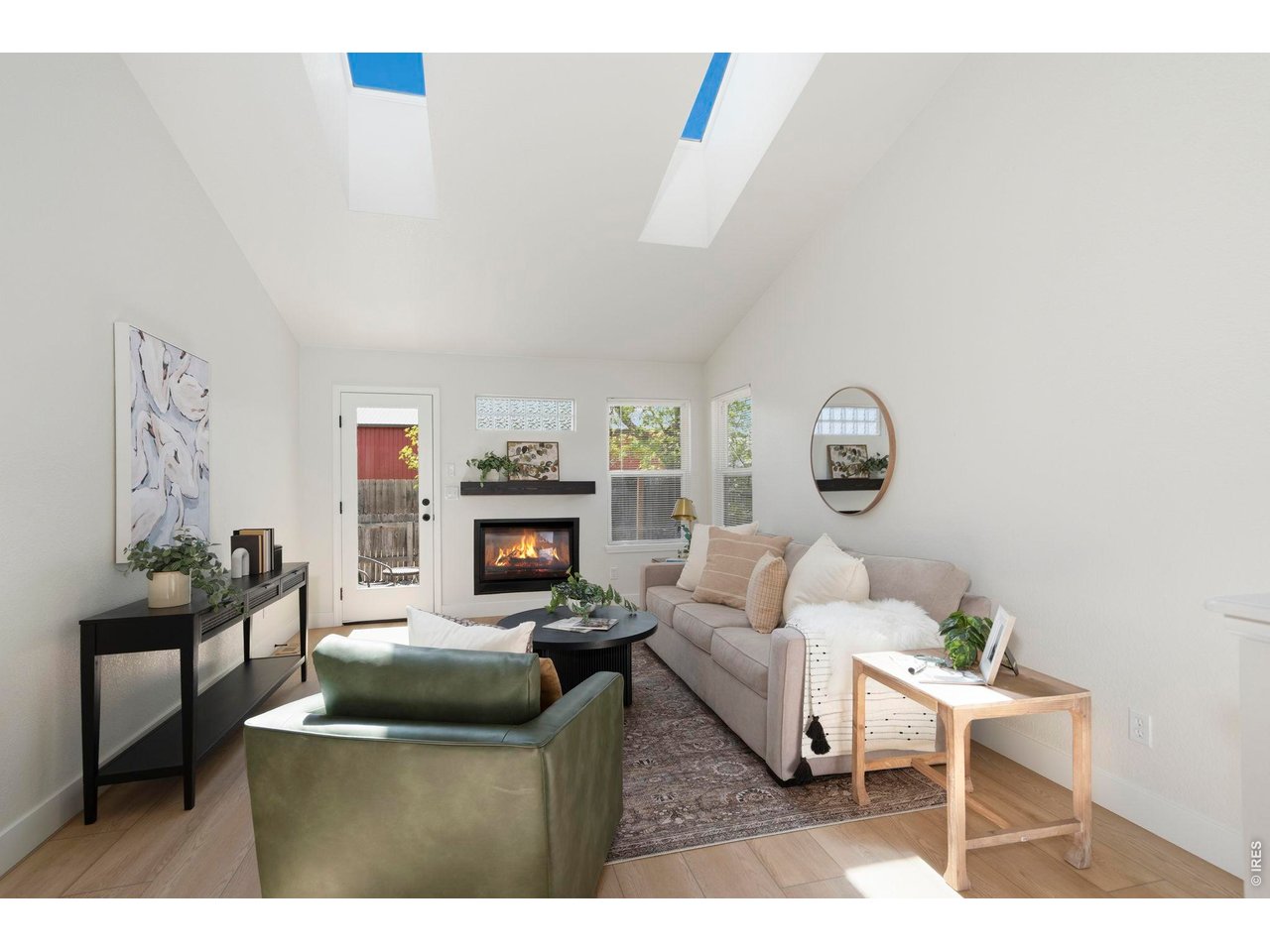 2975 Neil Dr 3