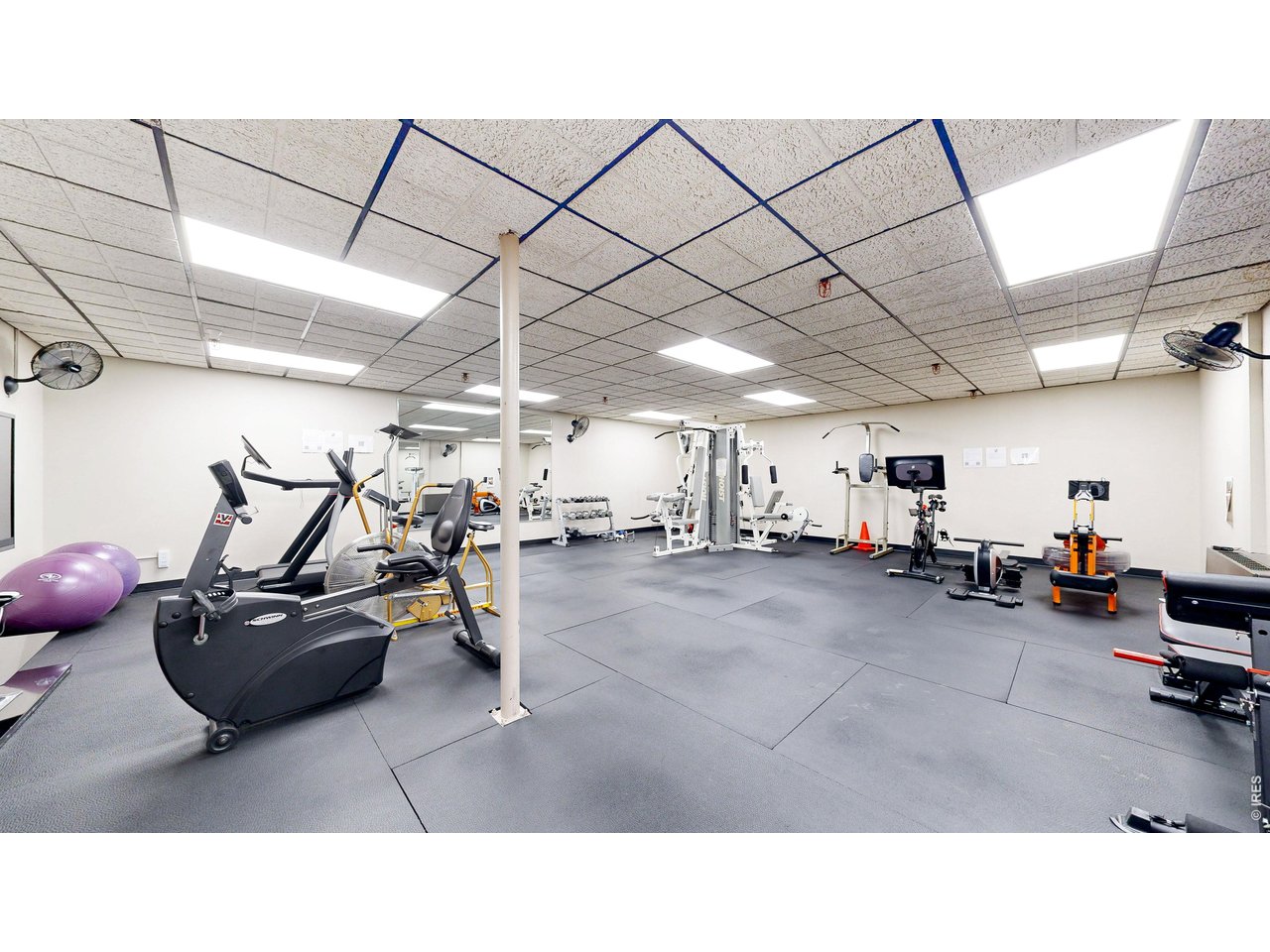 415 S Howes St N-901