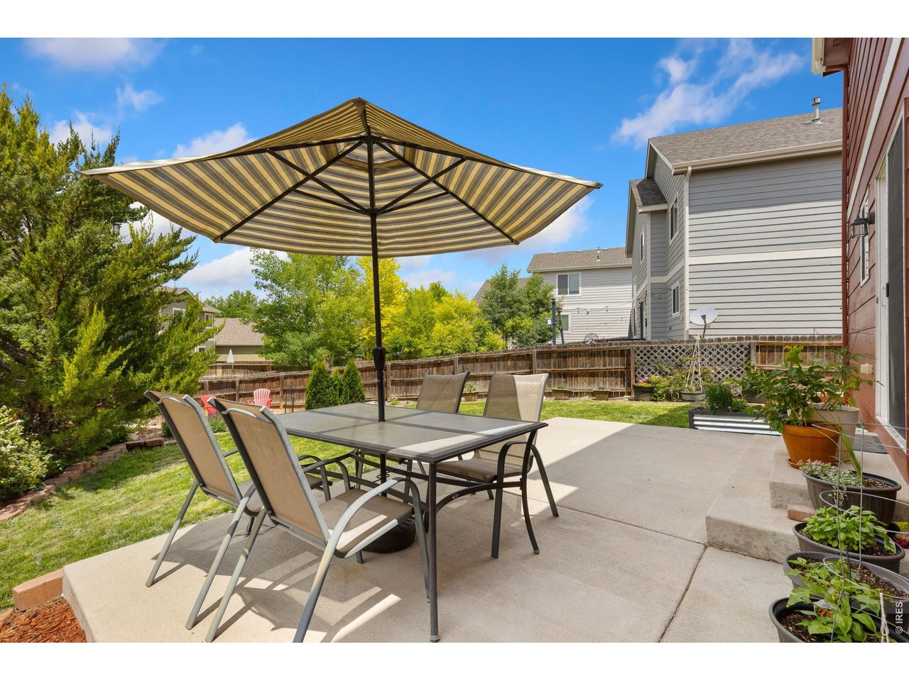 2122 Redhead Dr