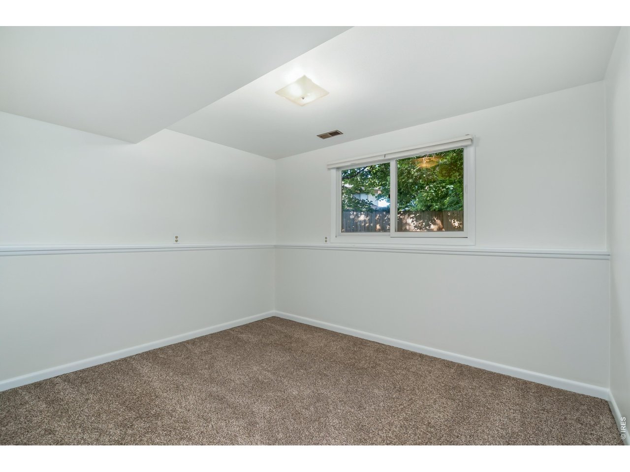 2818 Edinburgh Ct