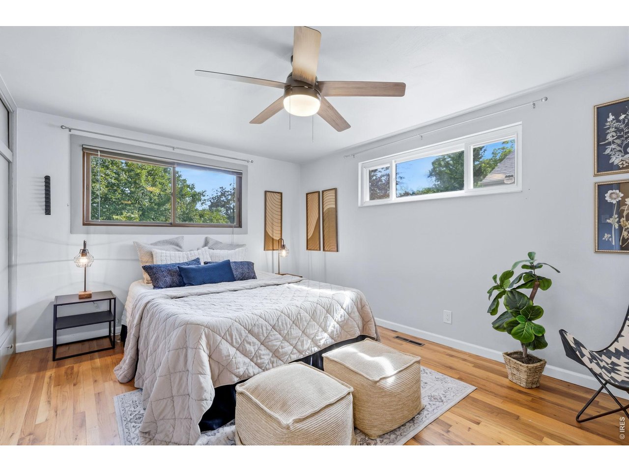 106 E 22nd St