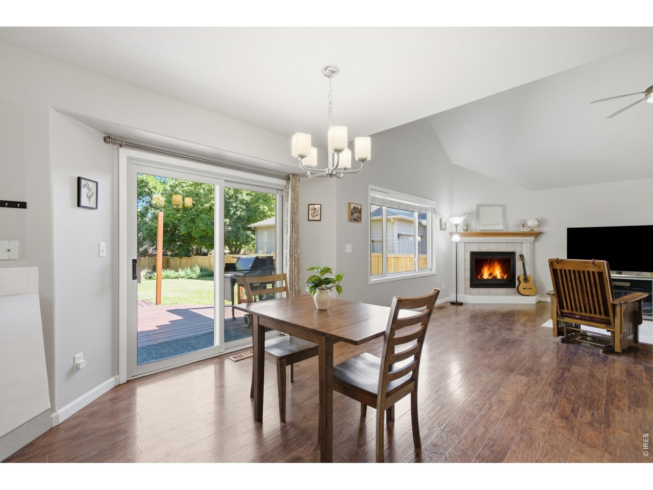 2449 Anemonie Ct