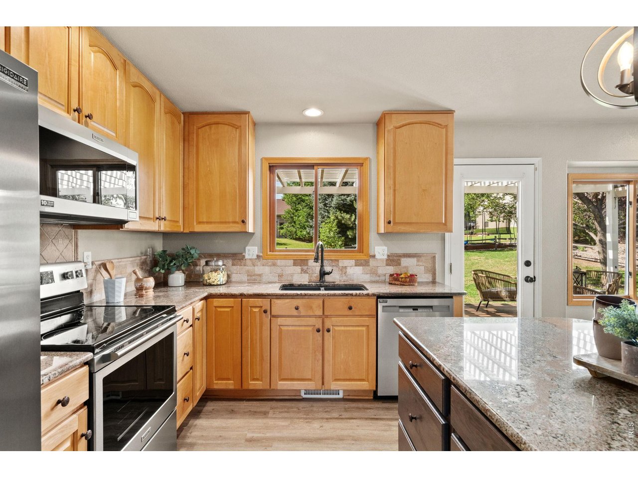 919 Battsford Cir