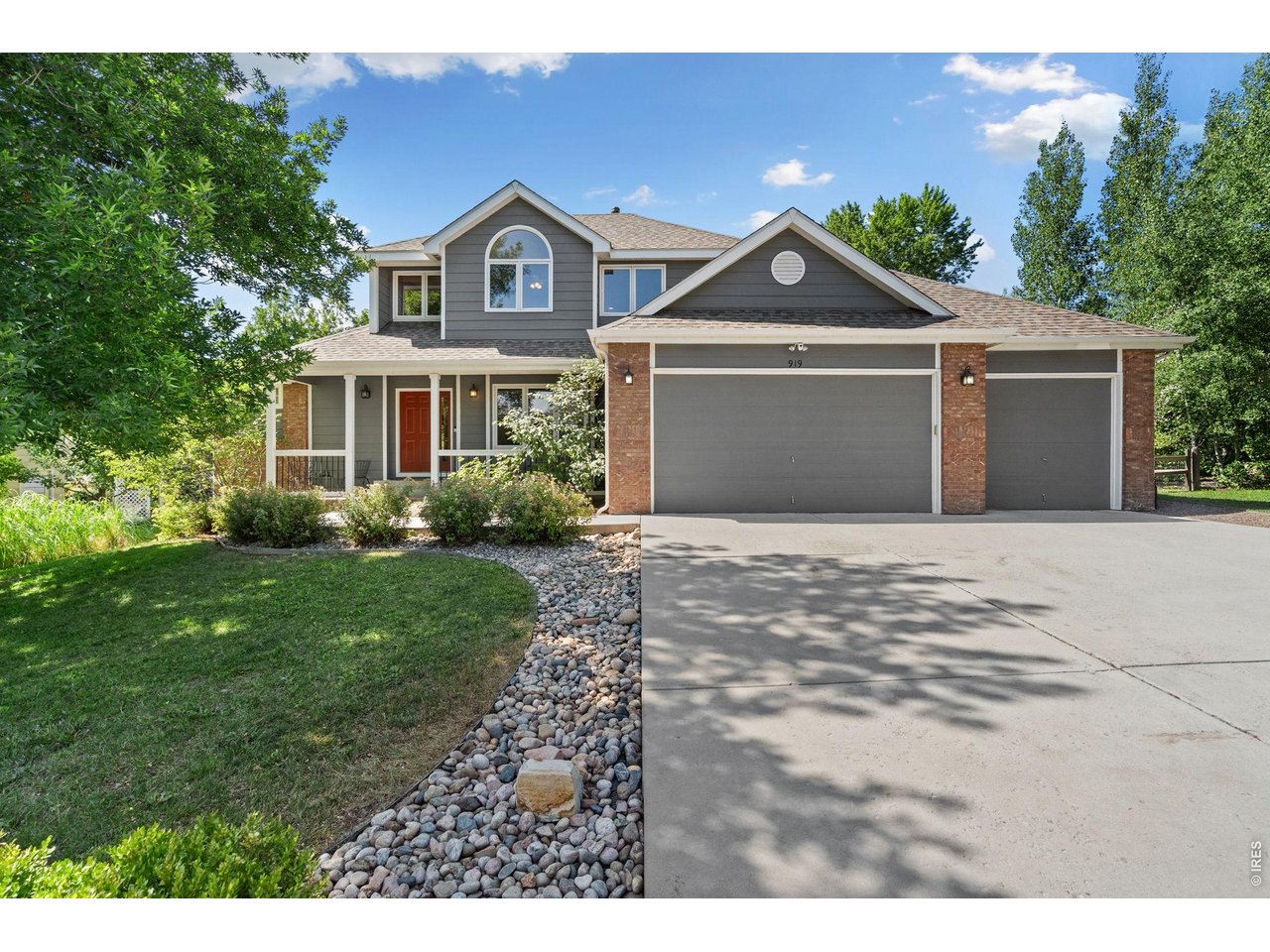 919 Battsford Cir