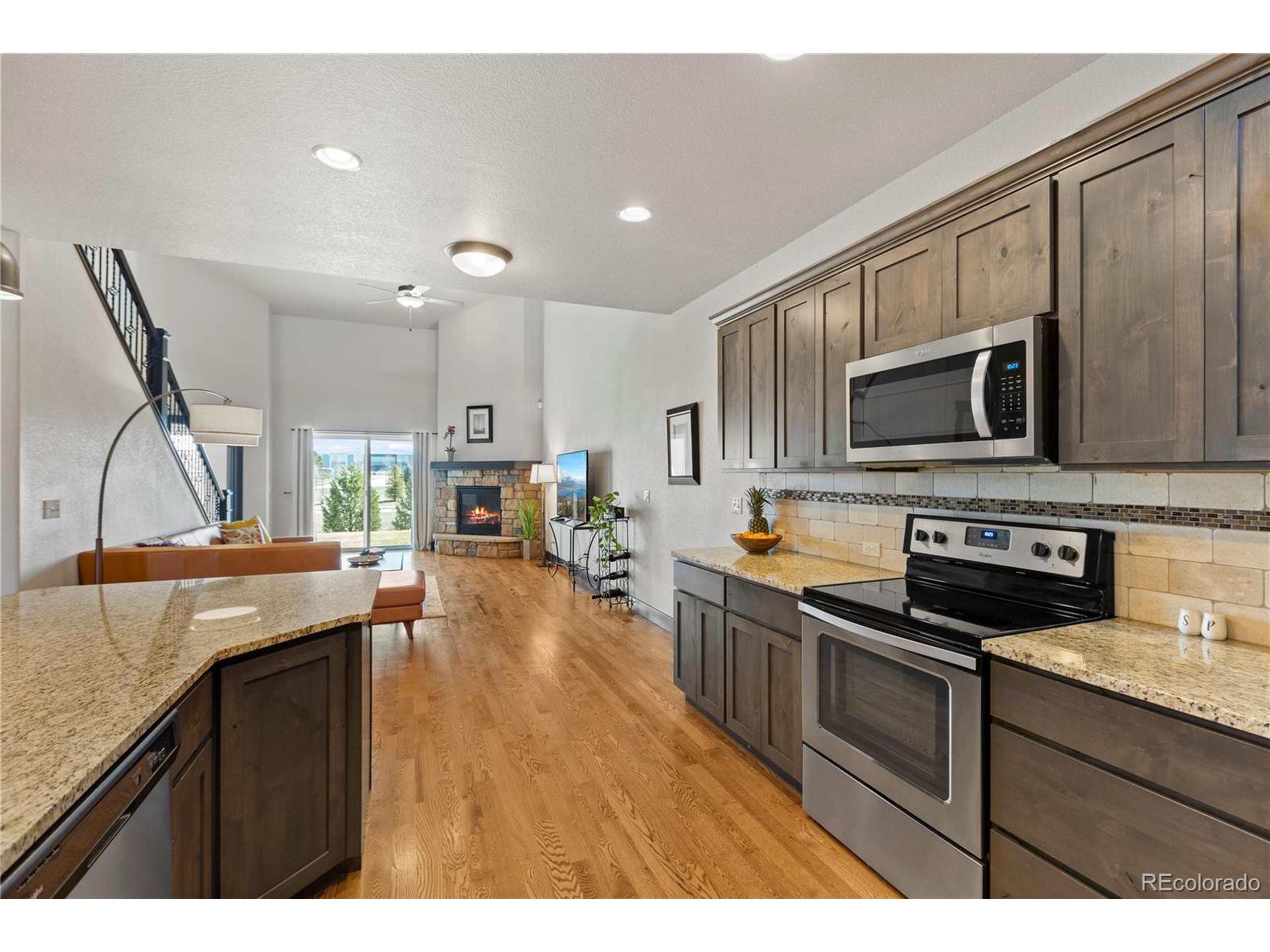 3948 Avenida Del Sol Dr