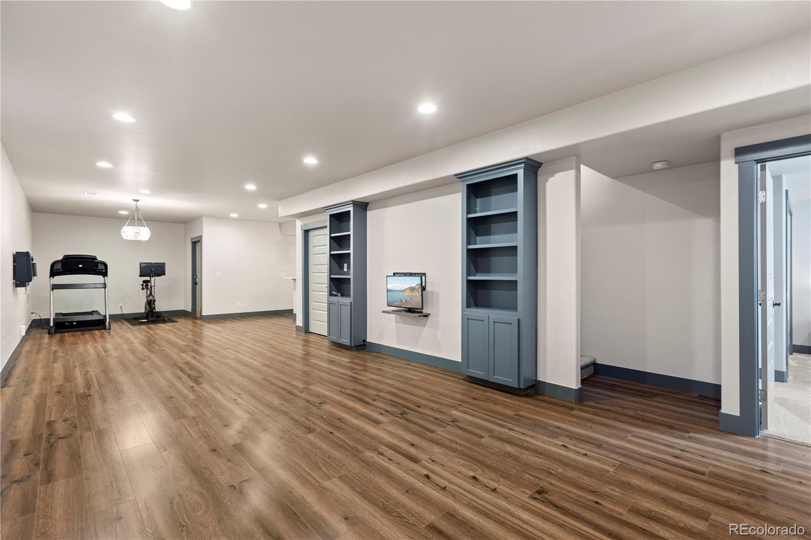 3948 Avenida Del Sol Drive