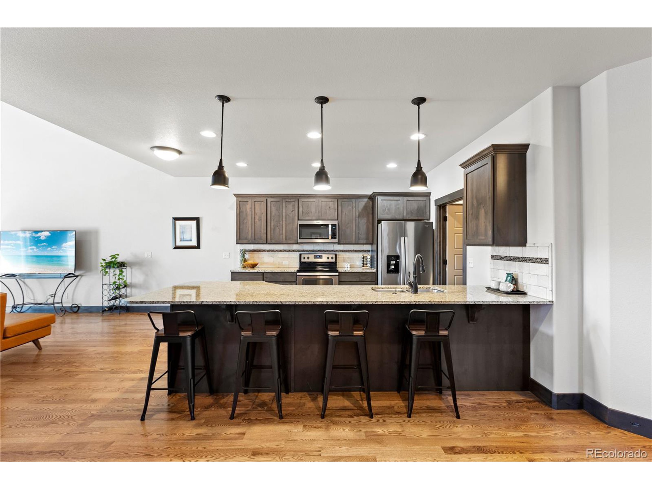 3948 Avenida Del Sol Dr